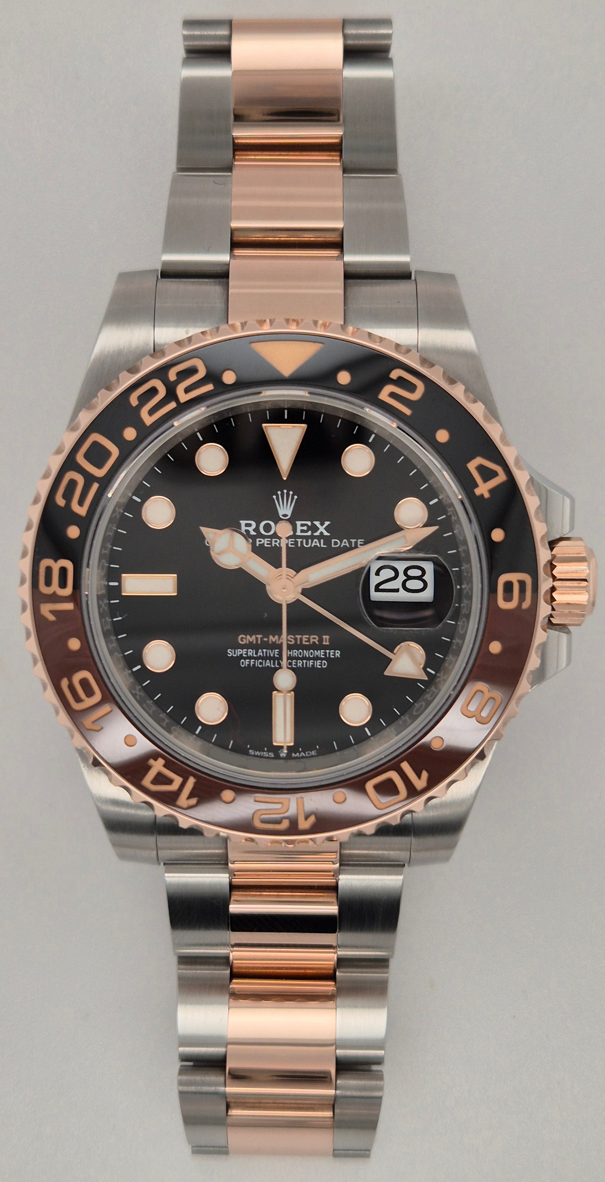 Rolex GMT-Master II Rootbeer Two Tone Everose Oyster 126711CHNR front
