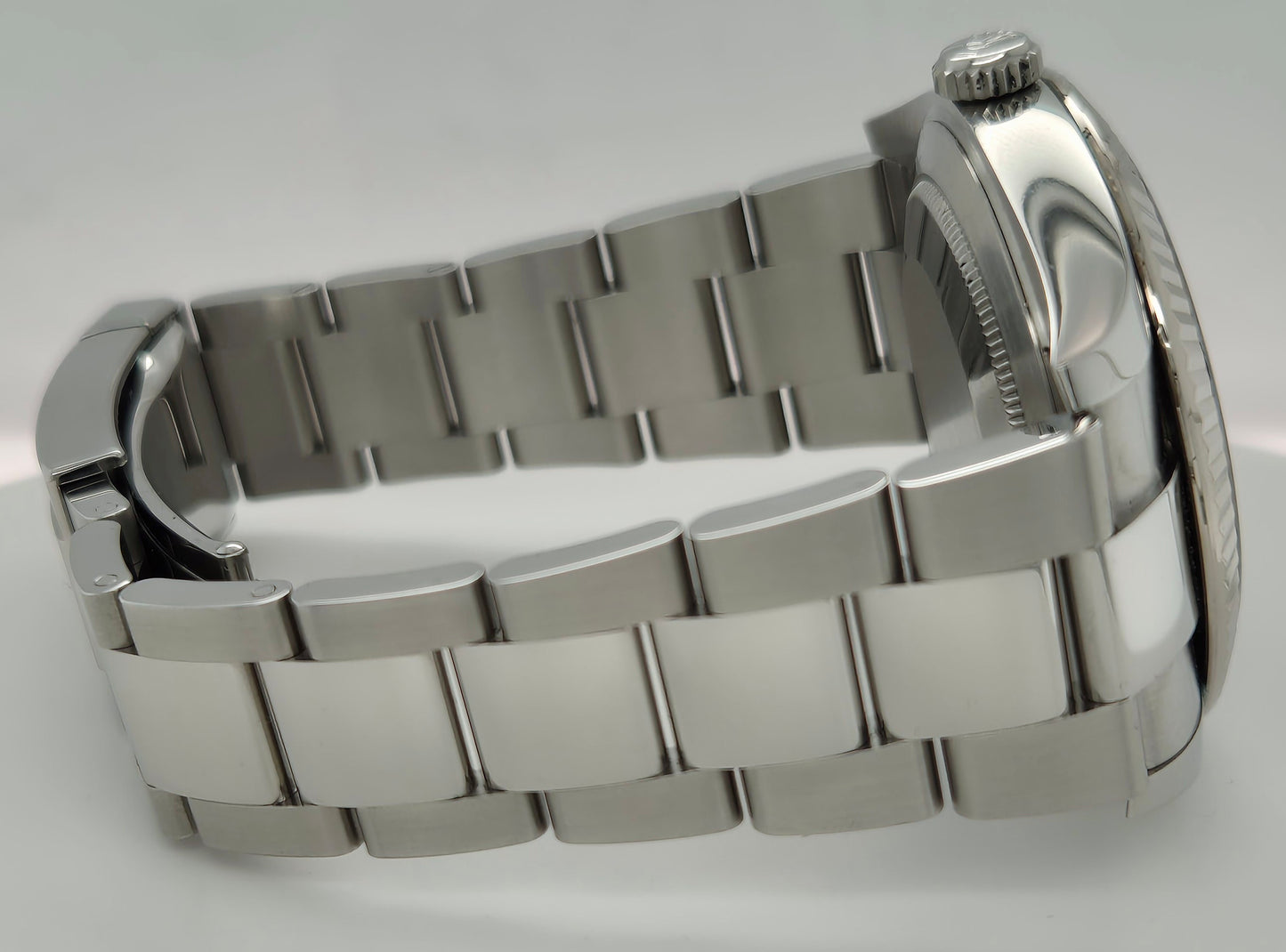 Rolex Datejust 41 Black Dial Fluted Bezel Oyster Stainless Steel 126334 side right