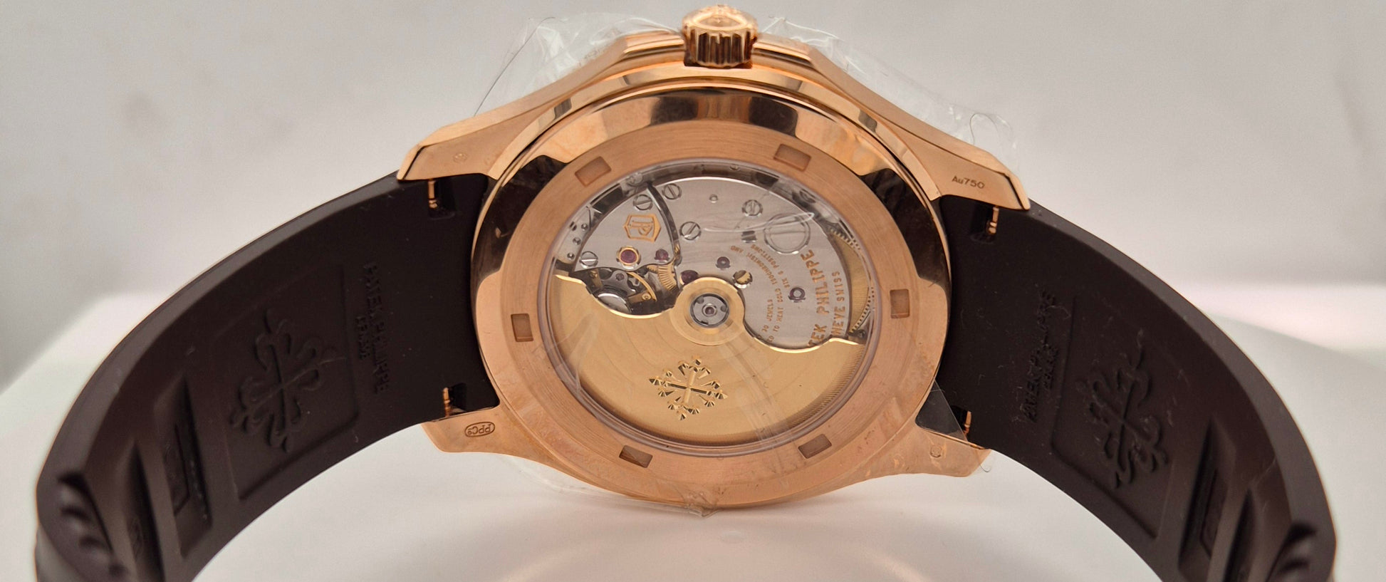Patek Philippe Aquanaut Rose Gold 5167R-001 back