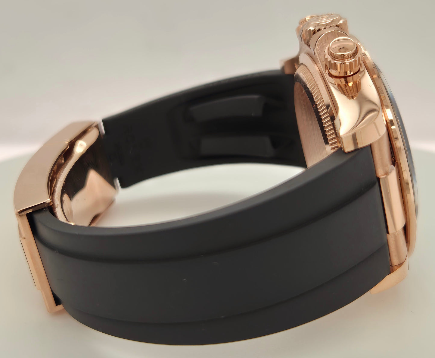Rolex Daytona Rose Gold Oyster Flex Black Dial 126515LN side right