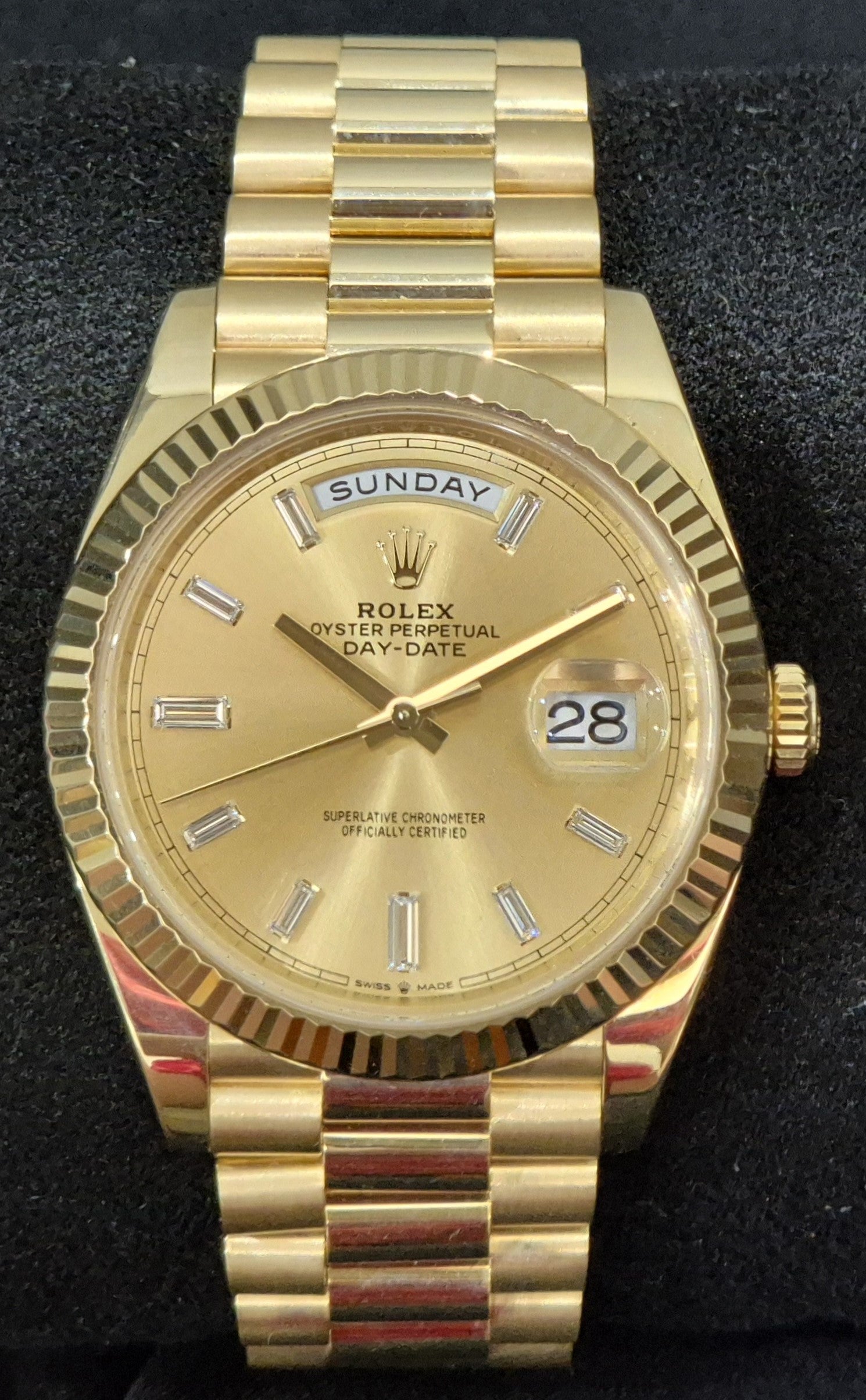 Rolex Day-Date 40 Yellow Gold Champagne Baguette Diamond Dial