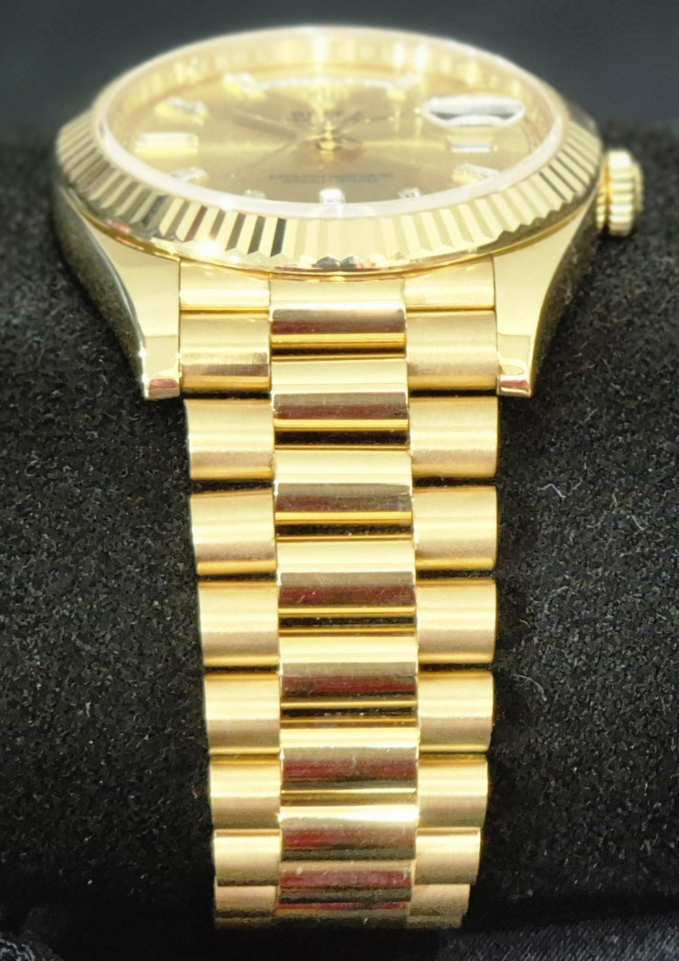 Rolex Day-Date 40 Yellow Gold Champagne Baguette Diamond Dial 228238 bracelet
