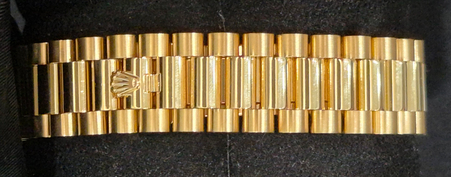 Rolex Day-Date 40 Yellow Gold Champagne Baguette Diamond Dial 228238 clasp