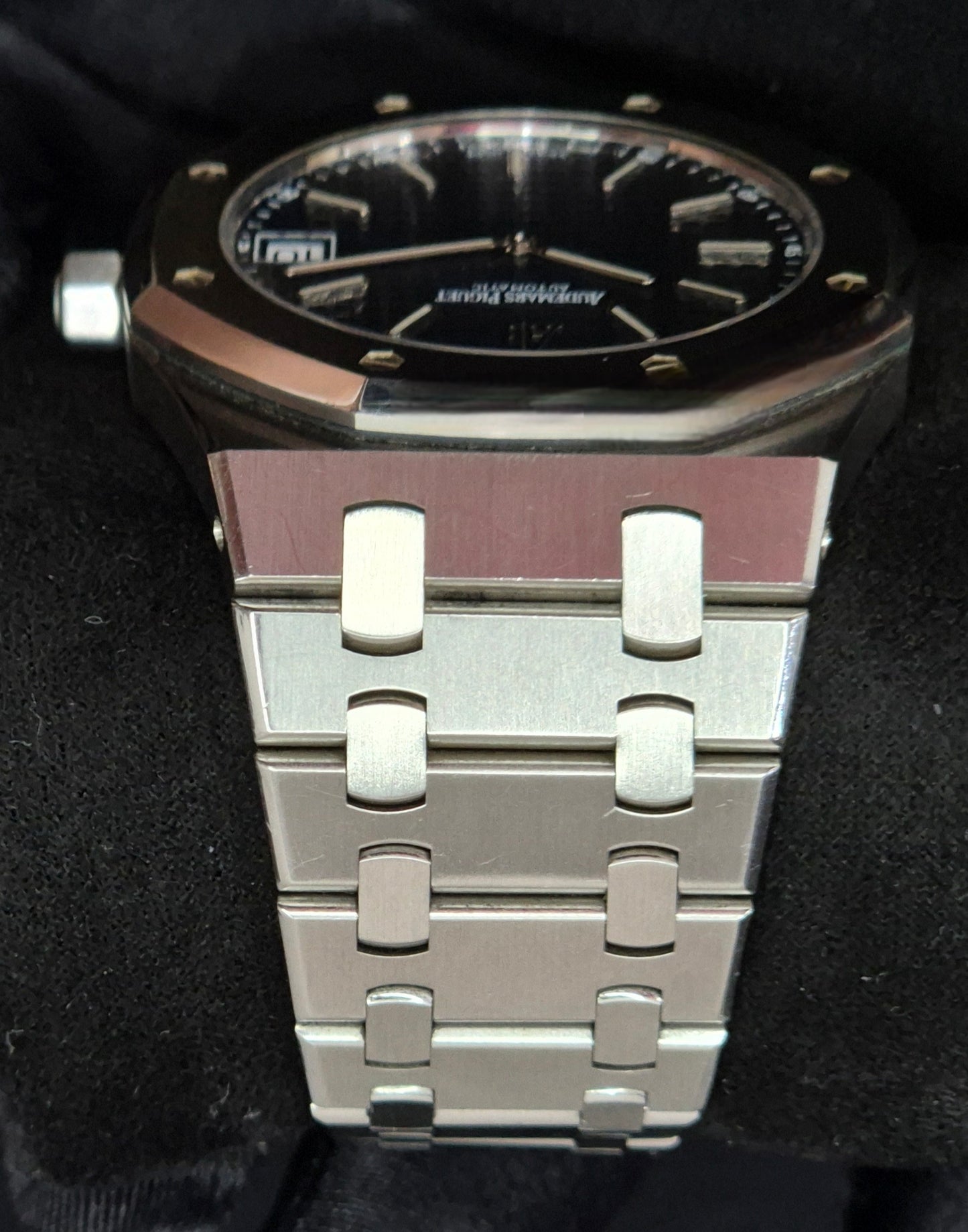 Audemars Piguet Royal Oak Jumbo Steel 15202ST.OO.0944ST.03 bracelet 2