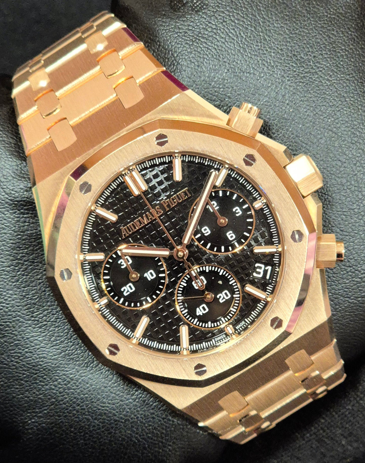 Audemars Piguet Royal Oak Chronograph Black Dial Rose Gold 26240OR.OO.1320OR.06 front left