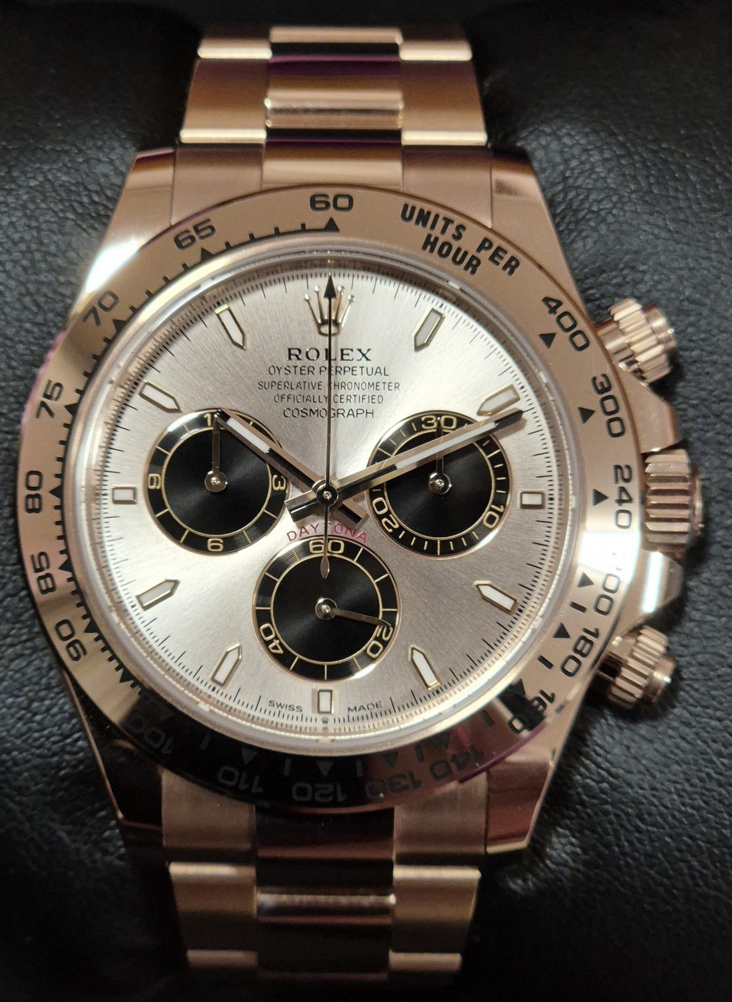 Rolex Cosmograph Daytona 18ct Everose Gold Sundust and Black Index Dial 126505 front
