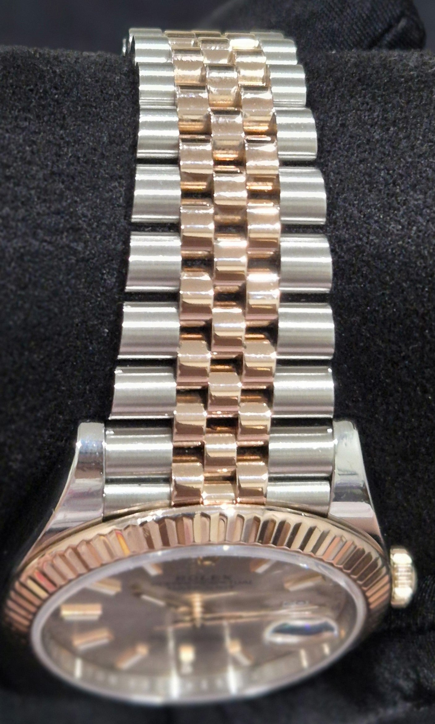 Rolex Datejust 41 Two Tone Rose Gold Sundust Sticks Dial 126331 front bracelet