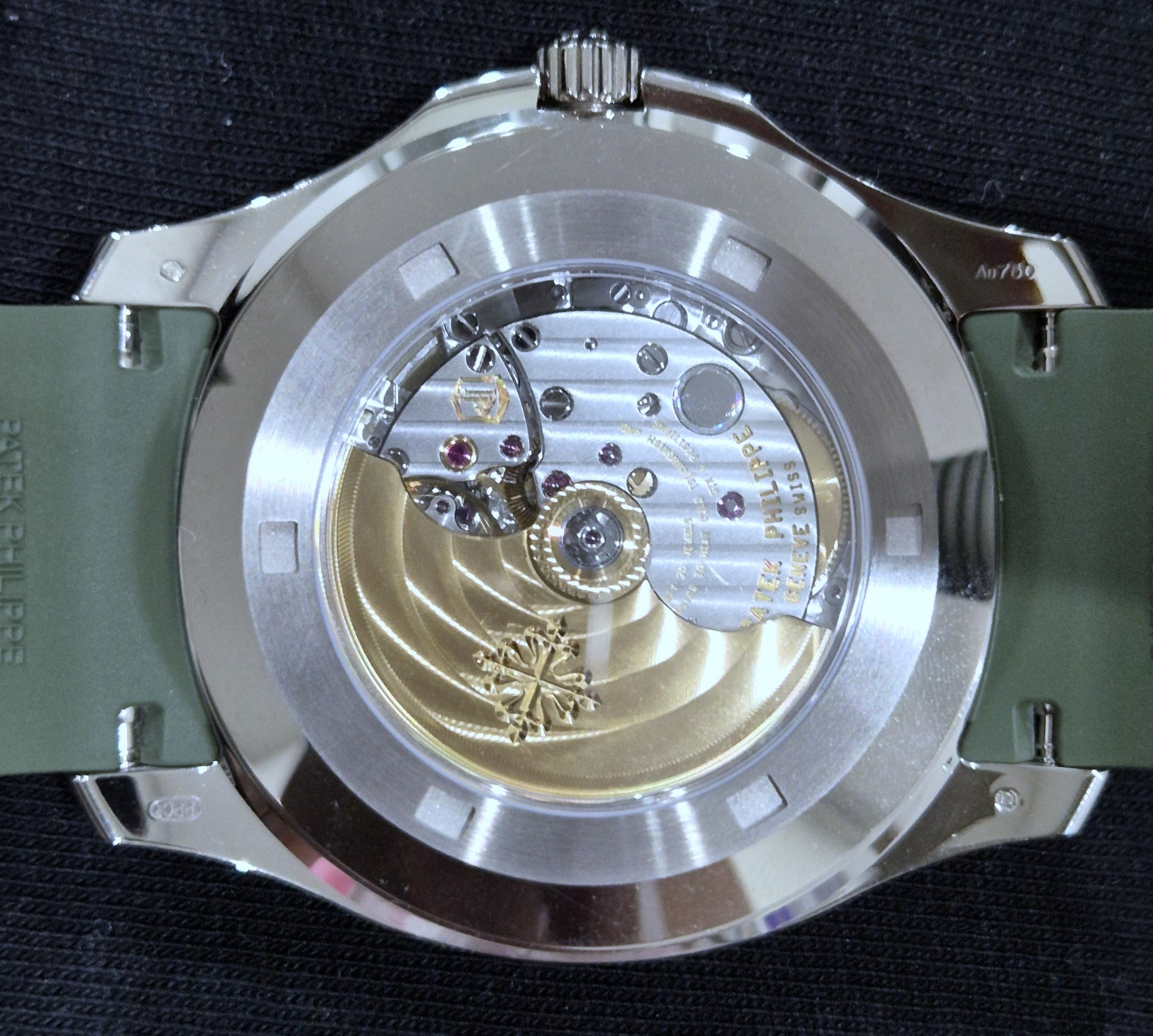 Patek Philippe Aquanaut Green White Gold 5168G-010 open case