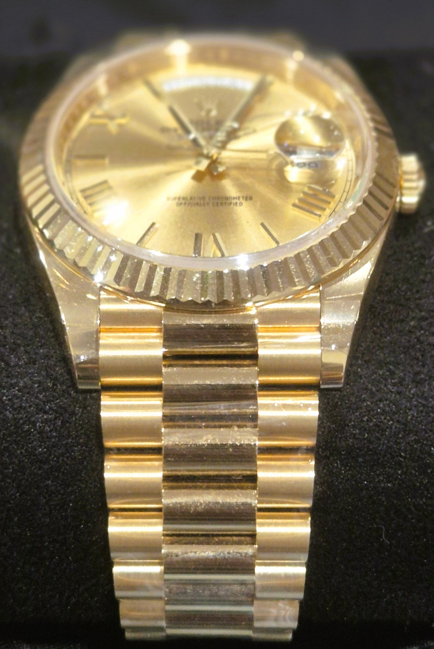 Rolex Day-Date 40 Yellow Gold Champagne Roman Dial 228238 bracelet 2