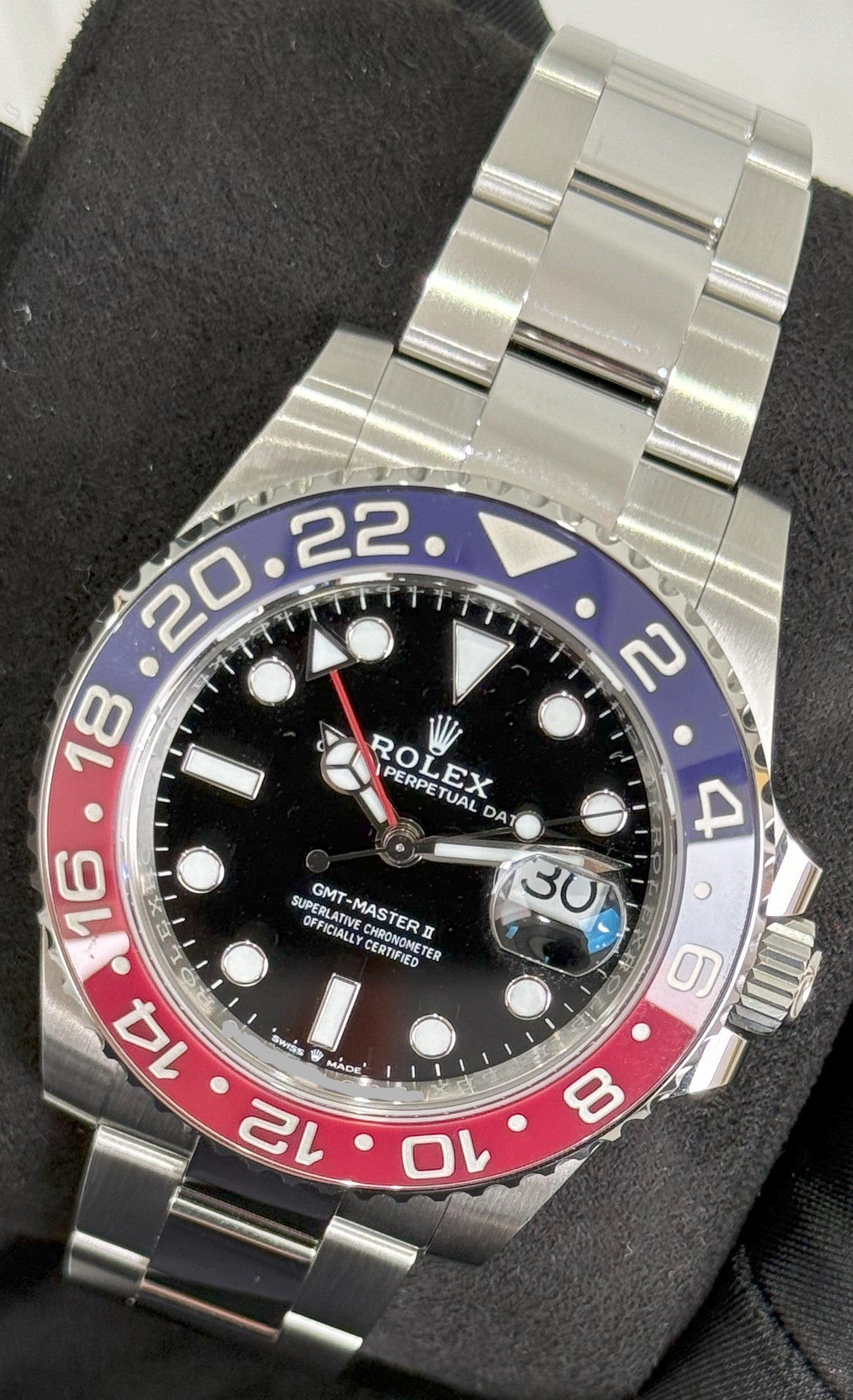 Rolex GMT-Master II Pepsi Oyster Bracelet 126710BLRO front right