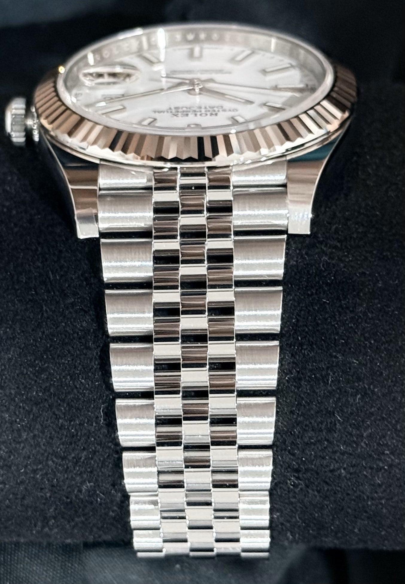 Rolex Datejust 41 White Dial Jubilee 126334 band 2