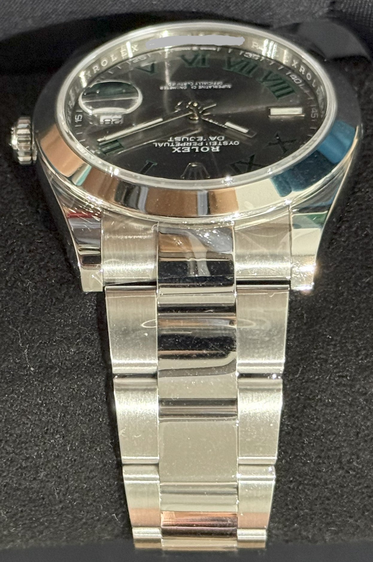 Rolex Datejust 41 Wimbledon Dial Oystersteel Smooth Bezel 126300 bracelet 2