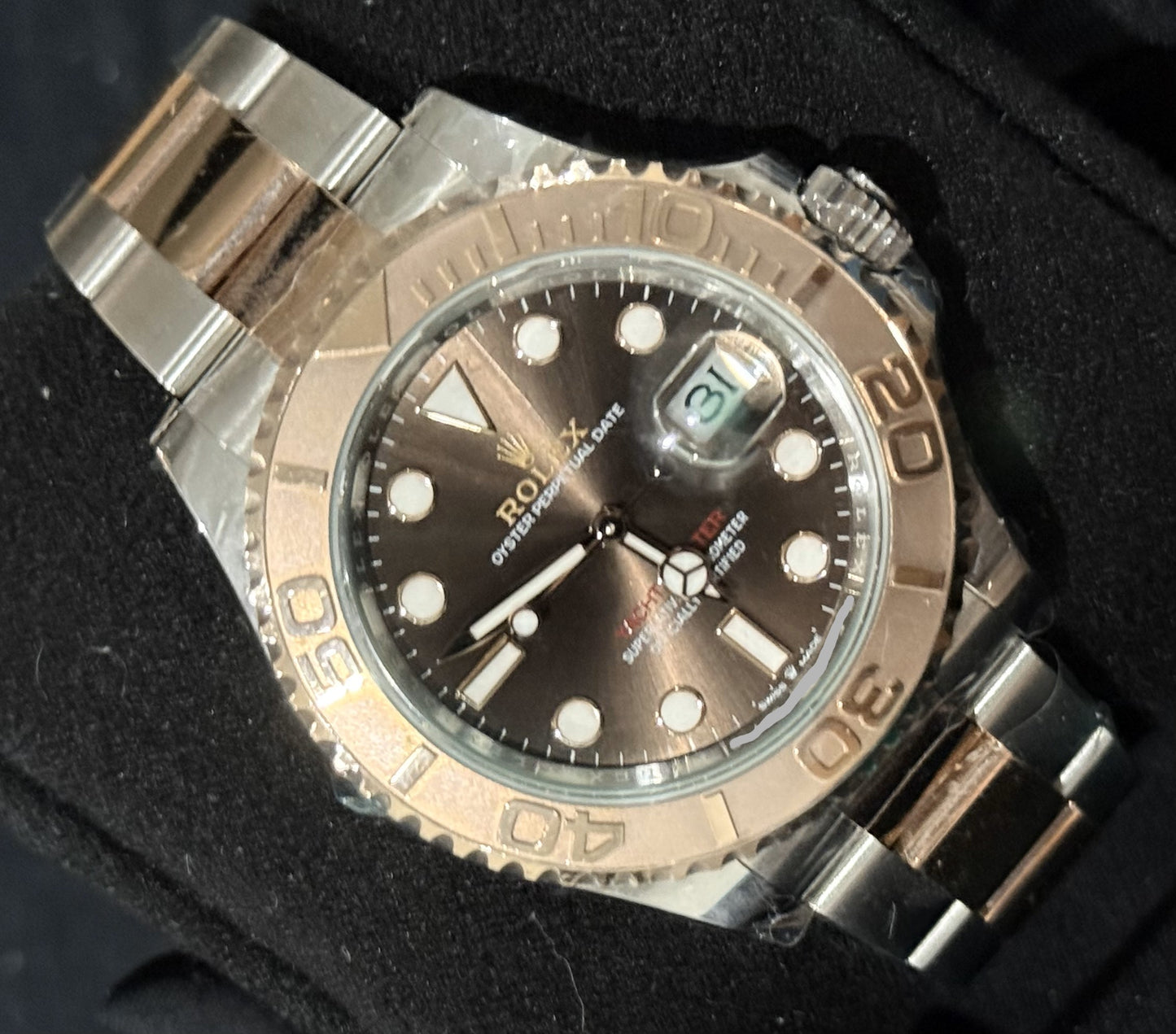 Rolex Yacht-Master 40 Two Tone Everose Gold Chocolate Dial 126621 front left