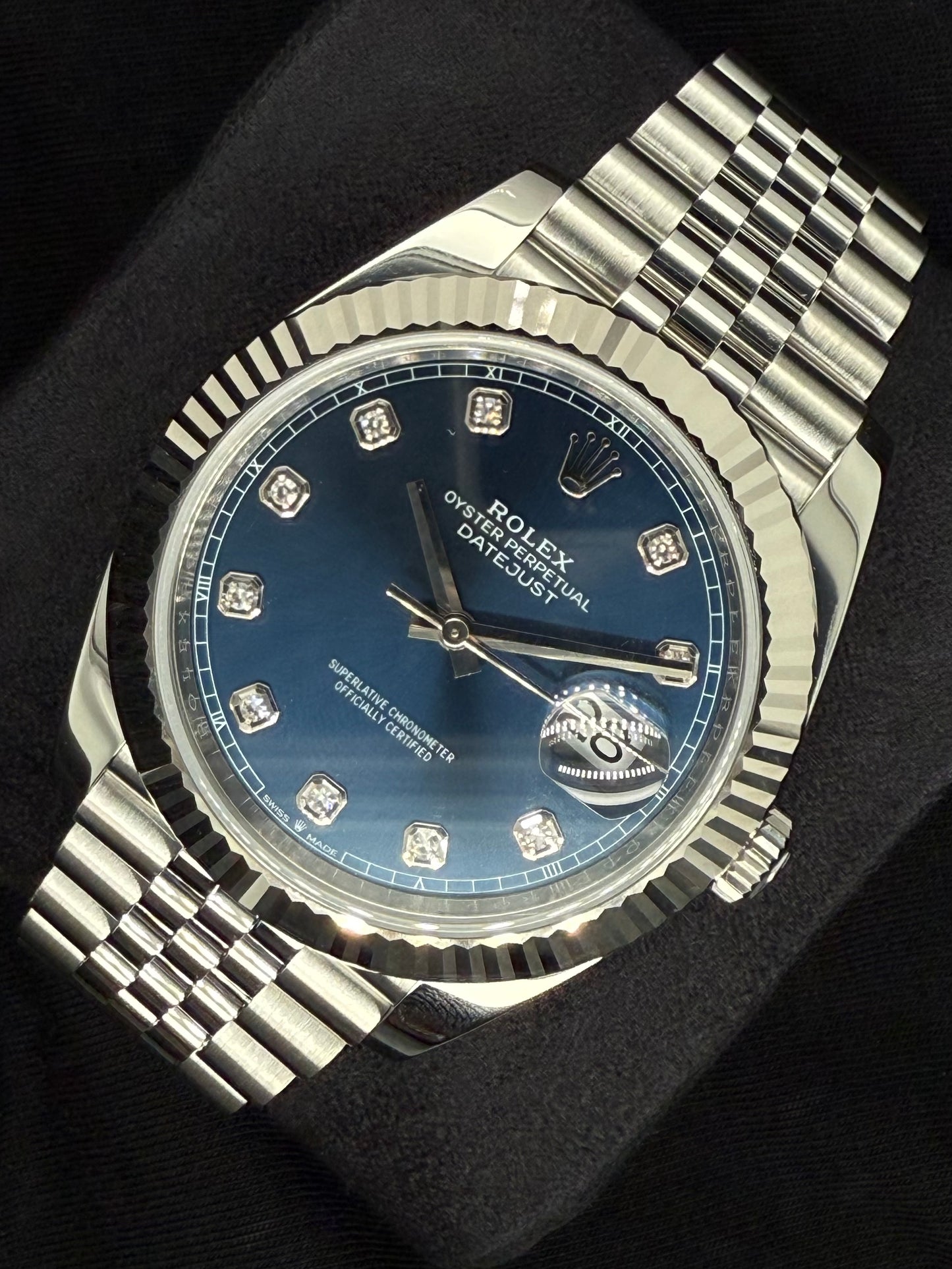 Rolex Datejust 41 Blue with Diamonds Dial Fluted Bezel Steel Jubilee 126334 | 2022 | 41mm