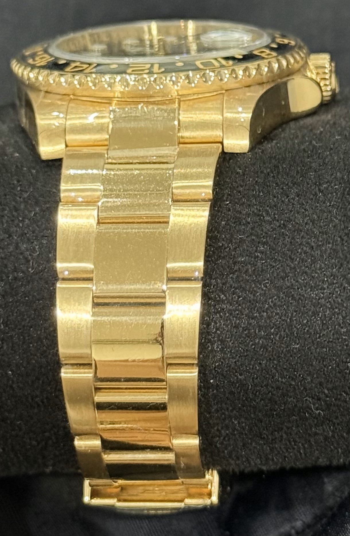 Rolex GMT-Master II 'Green Arrow' Yellow Gold 116718LN bracelet