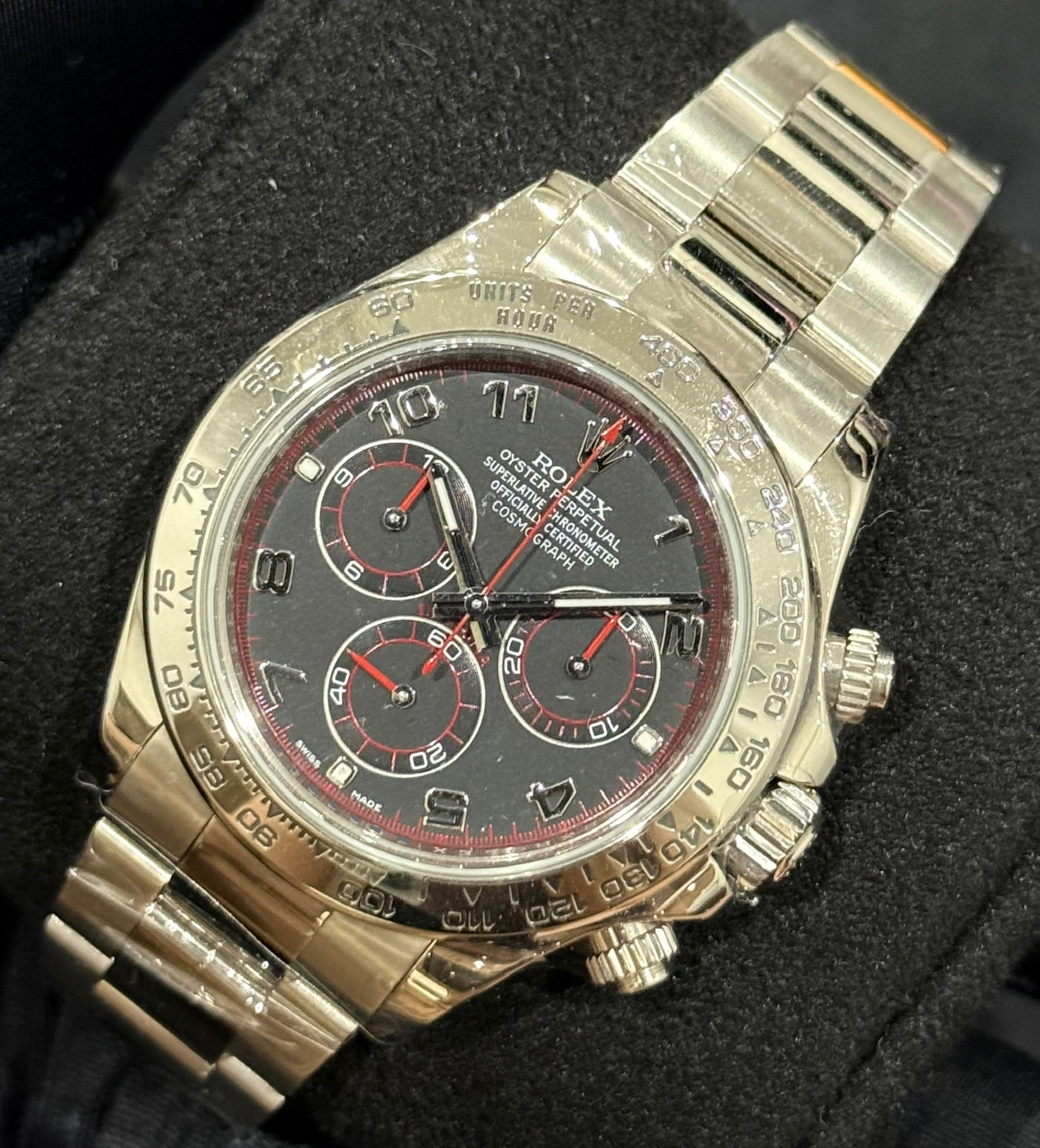 Rolex Daytona Cosmograph Black/Red Racing Arabic Dial White Gold 116509 front right