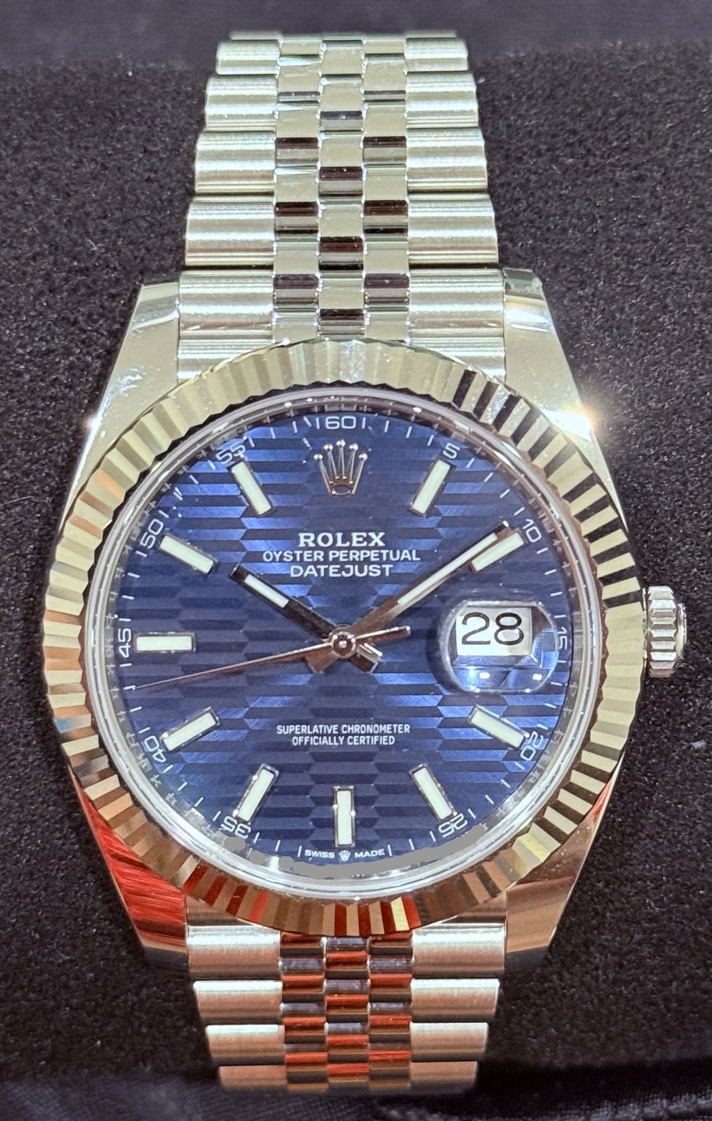 Rolex Datejust 41 Blue Motif Fluted Jubilee 126334 front
