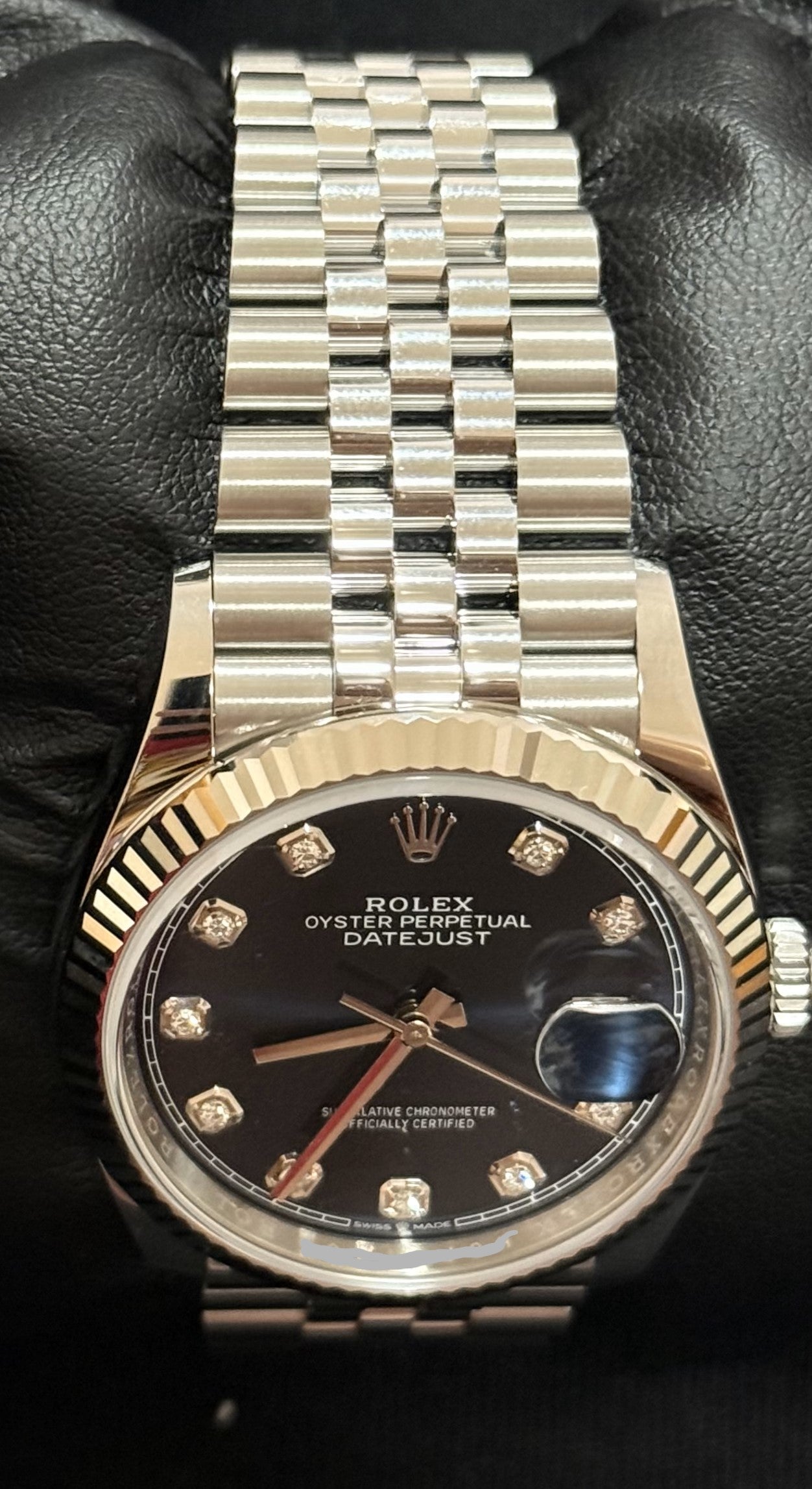 Rolex Datejust 36 Blue Dial with Diamonds Oystersteel Jubilee 126234 band 2