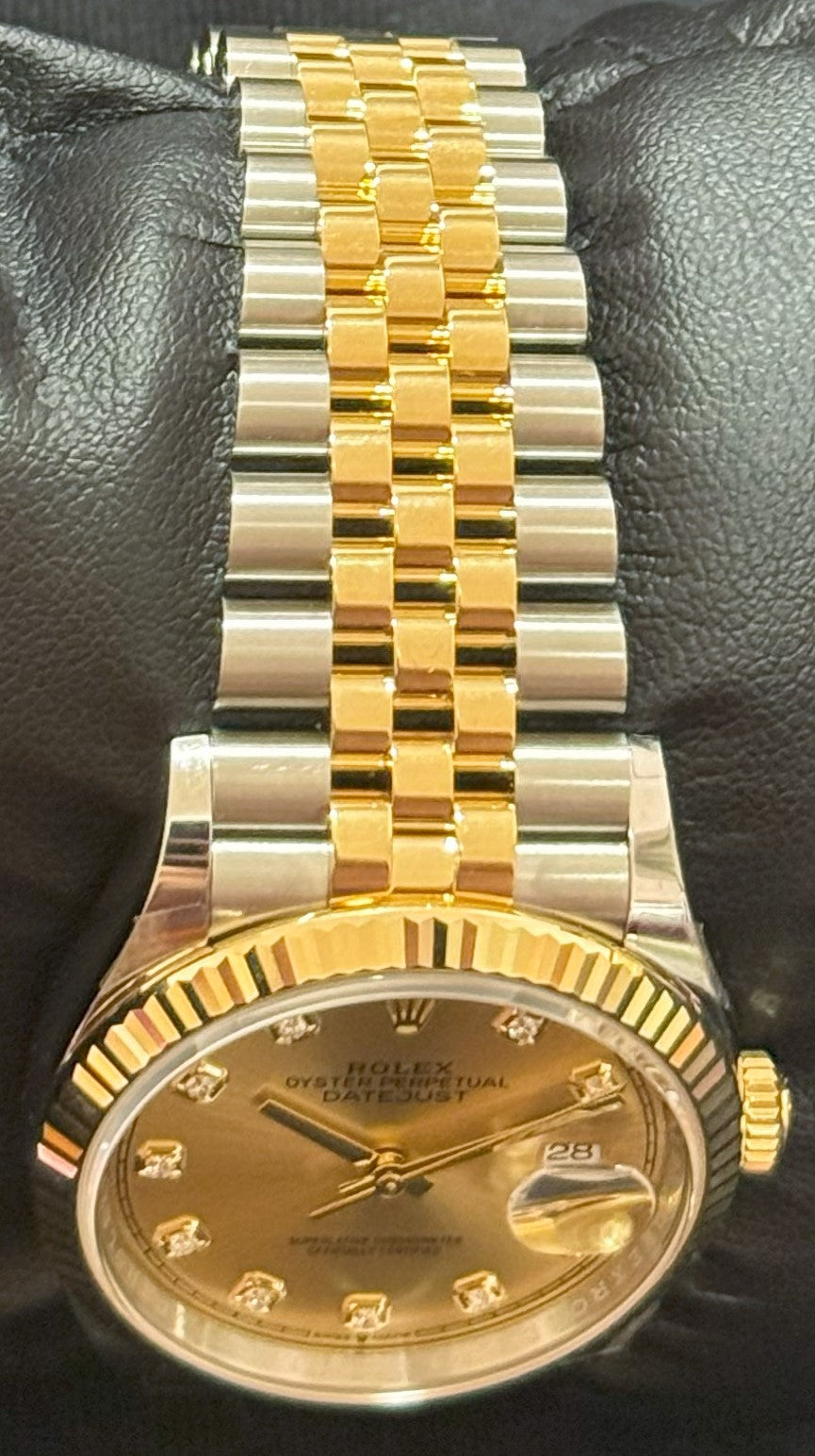 Rolex Datejust 36 Two-Tone Yellow Gold Champagne Dial with Diamonds 126233 bracelet 2