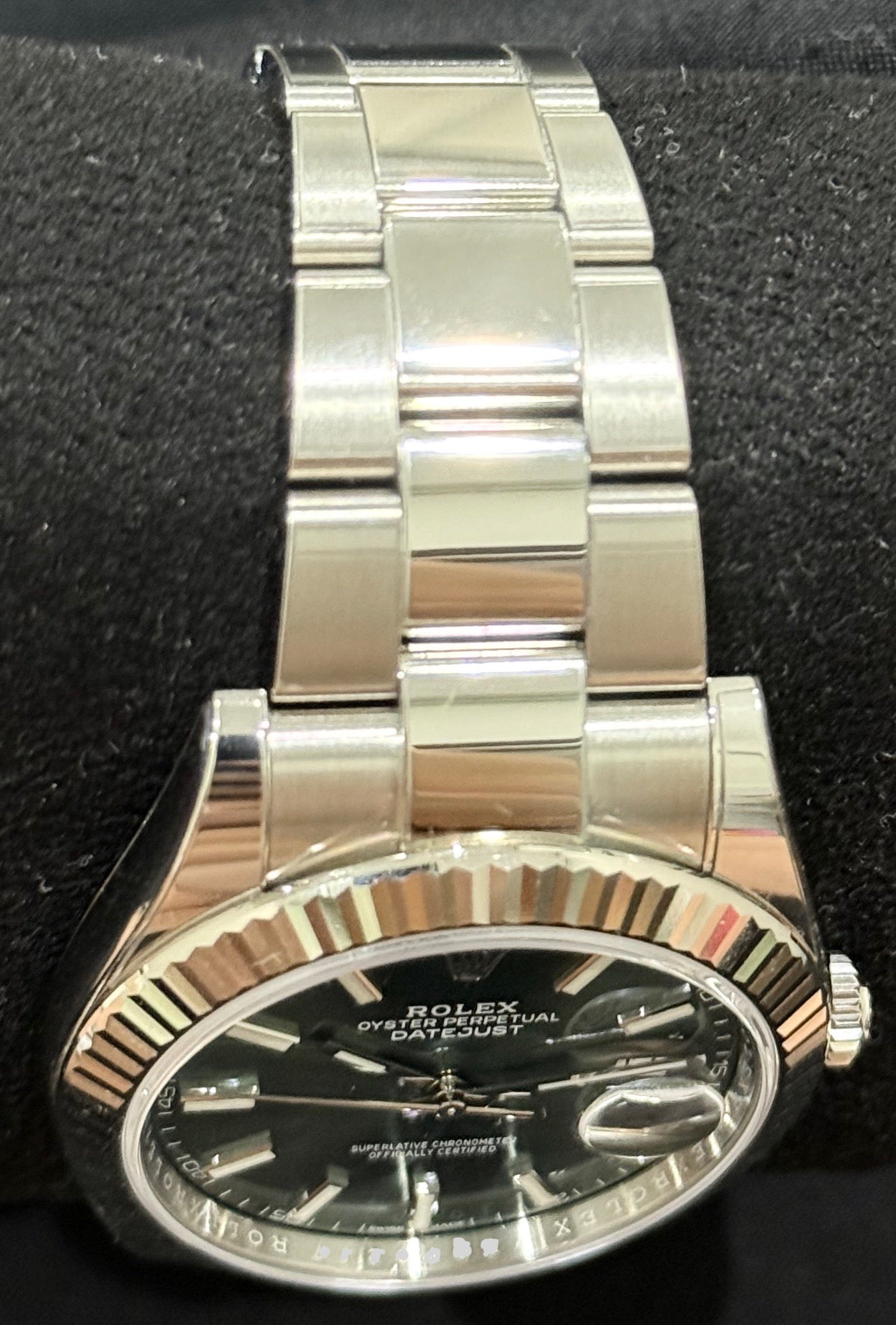 Rolex Datejust 41 Mint Green Dial Fluted Bezel Oystersteel 126334 bracelet 2