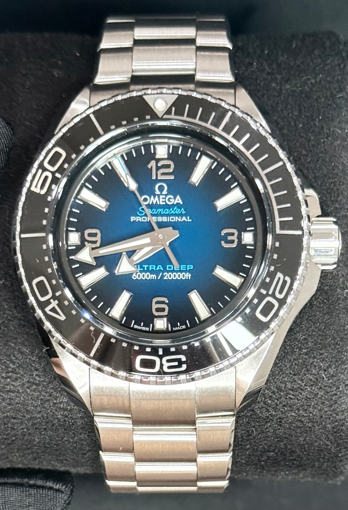 Omega Seamaster Ultra Deep Planet Ocean 6000M 215.30.46.21.03.001 front