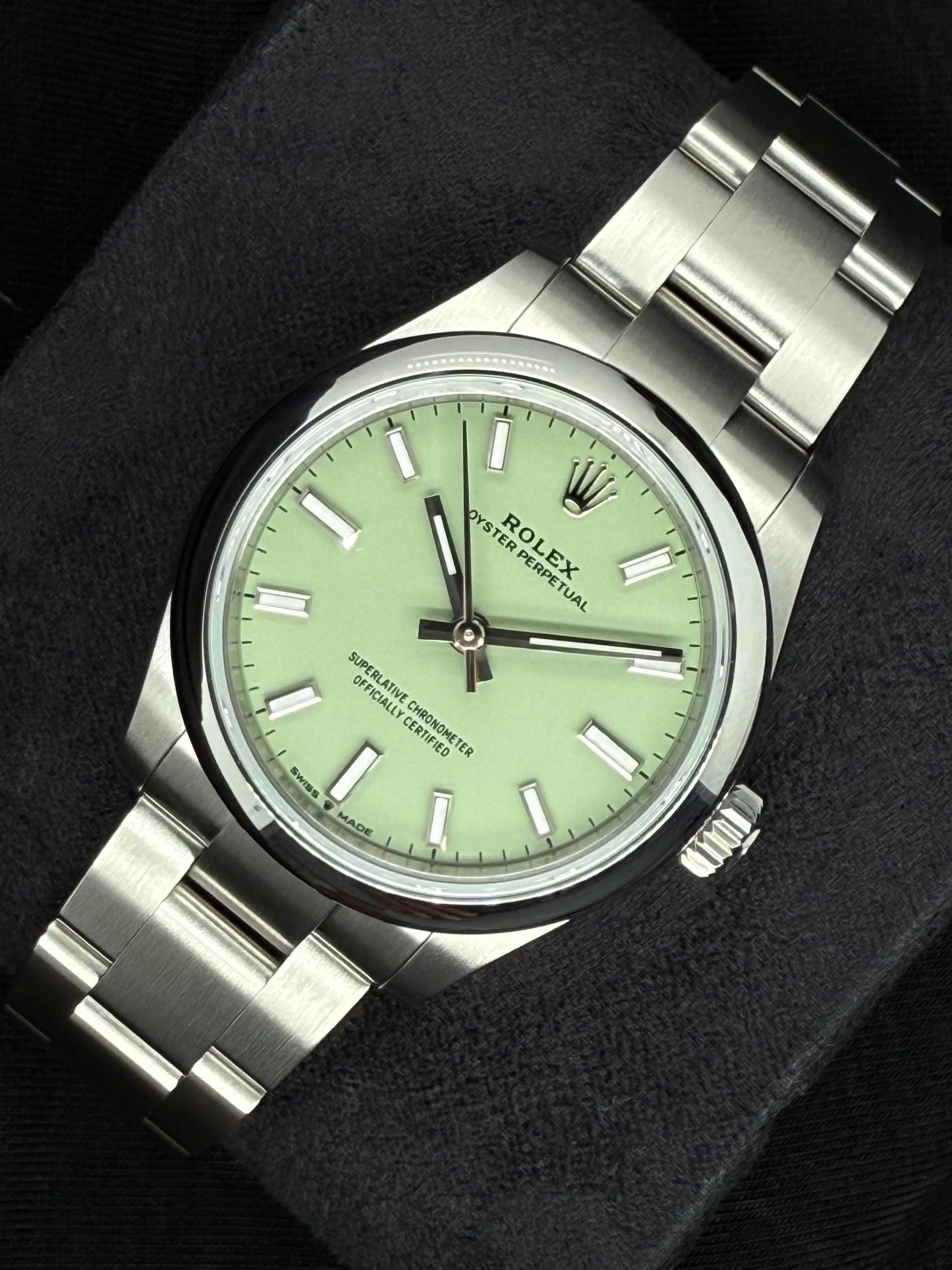 Rolex Oyster Perpetual 31 Pistachio Green Dial Oyster Bracelet 277200 | 2025 | 31mm