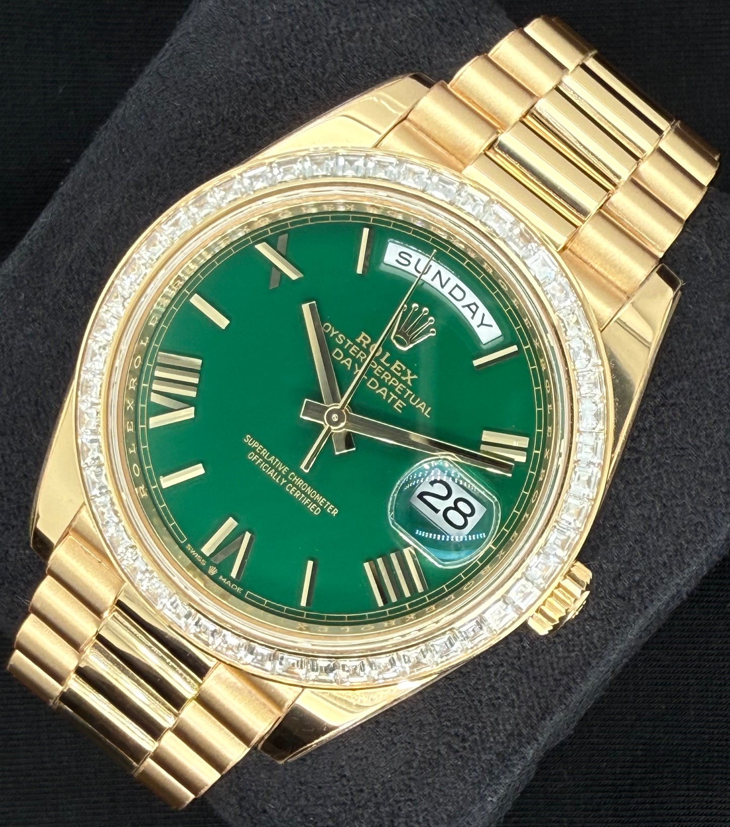 Rolex Day Date 40 18ct Yellow Gold ‘Money Green Dial’ Factory Diamond Bezel 228348TBR right