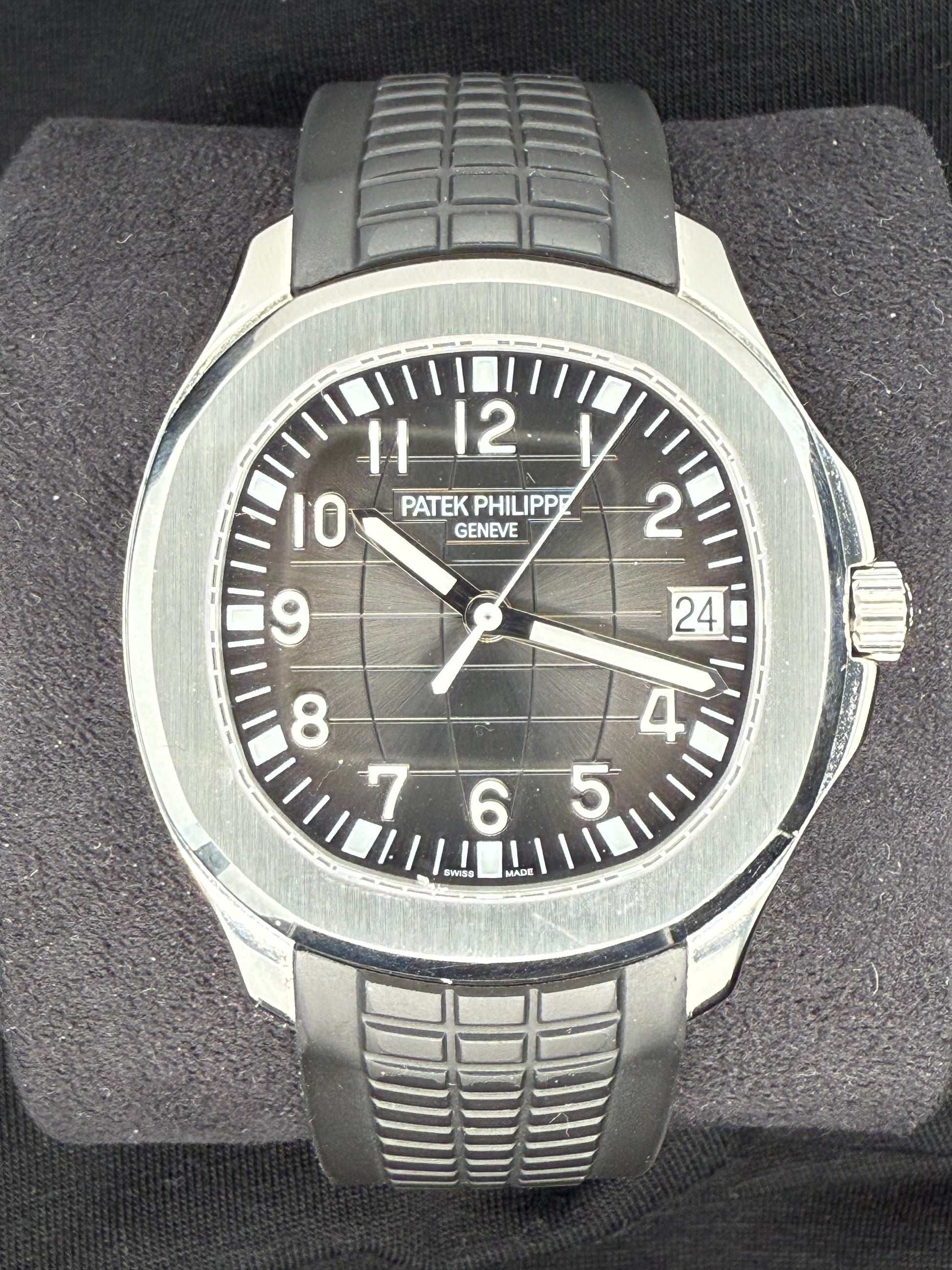 Patek Philippe Aquanaut Black Stainless Steel 5167A-001 front