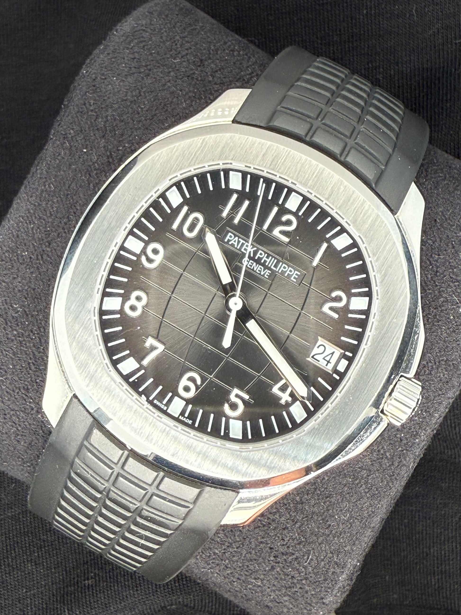 Patek Philippe Aquanaut Black Stainless Steel 5167A-001 front right