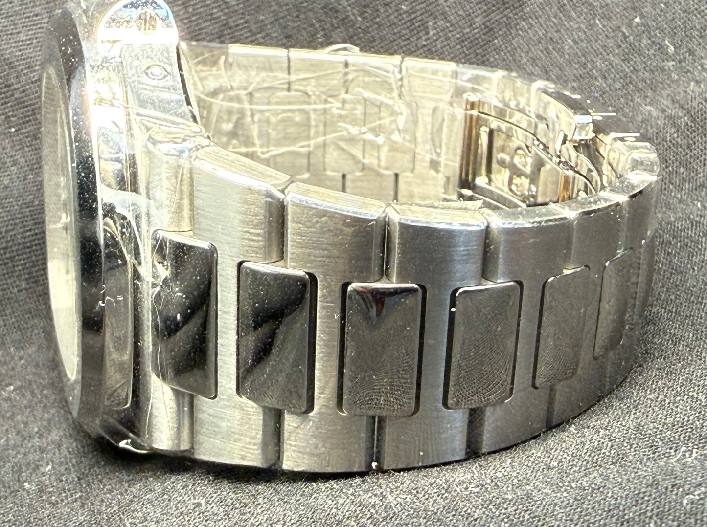 Patek Philippe Nautilus Annual Calendar Blue Dial Stainless Steel 5726/1A-014 bracelet left