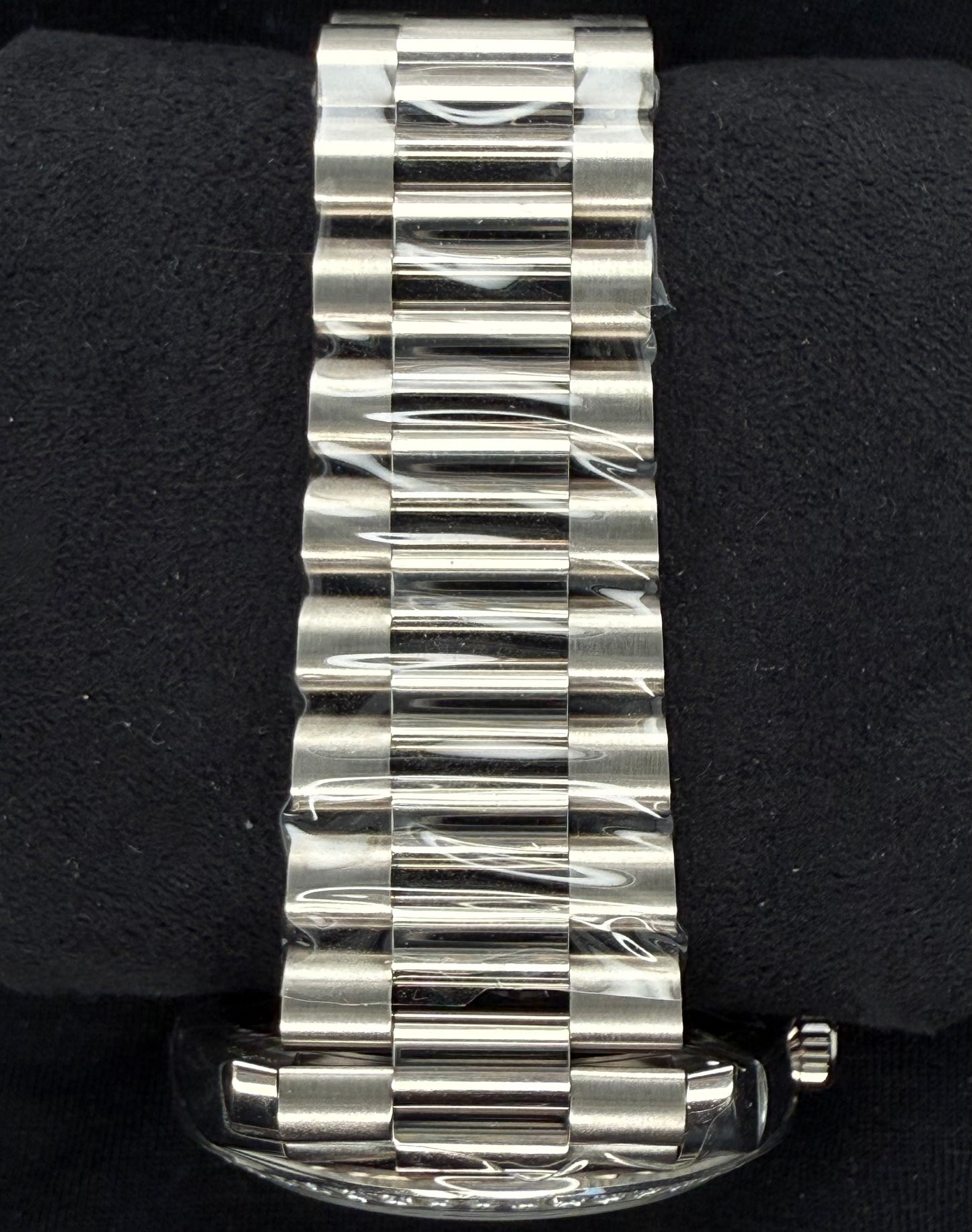 Rolex Day-Date 40 Olive Green Roman Dial with Factory Set Diamond Bezel 228349RBR bracelet
