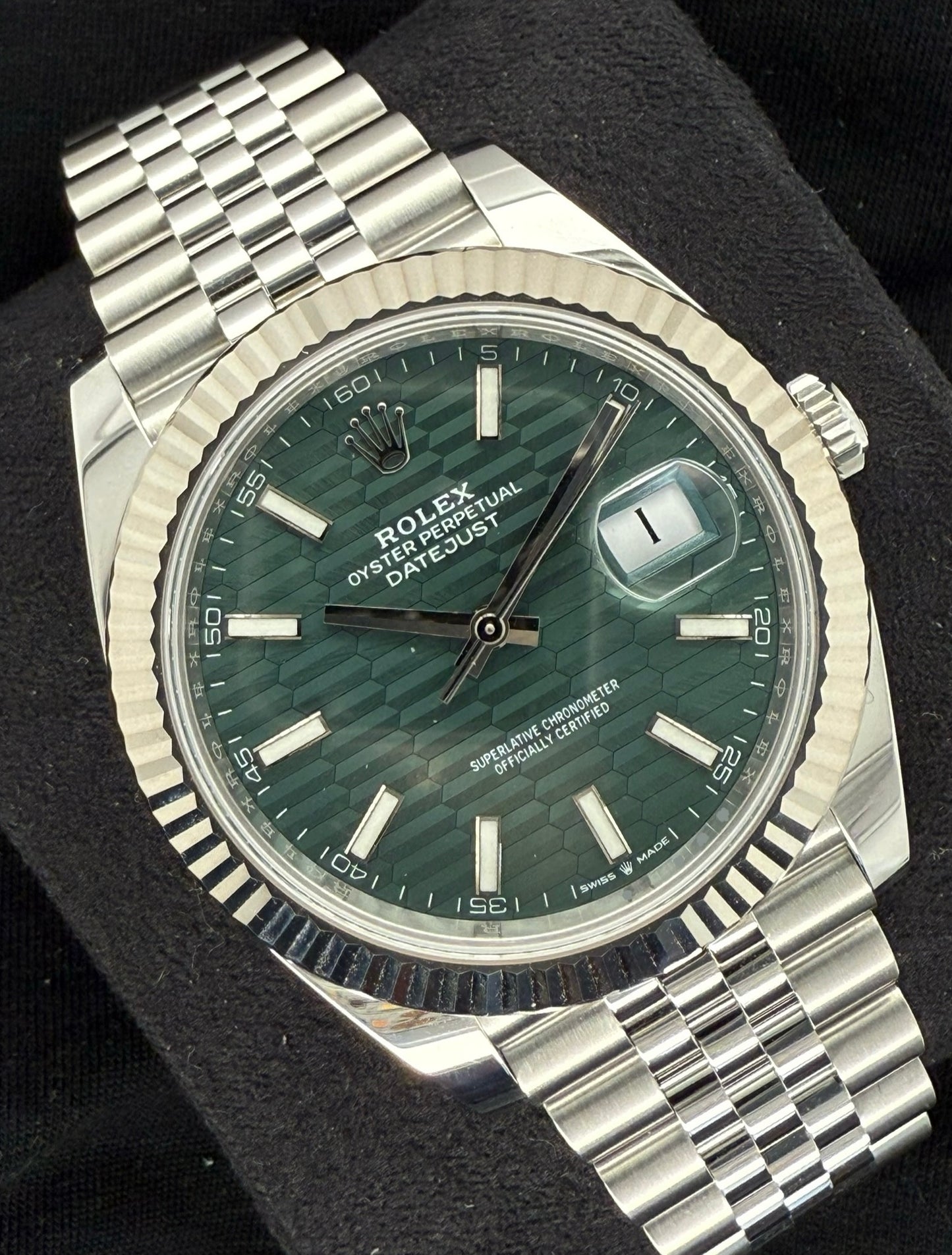 Rolex Datejust 41 Green Motif Dial Fluted Bezel Jubilee Stainless Steel 126334 front left