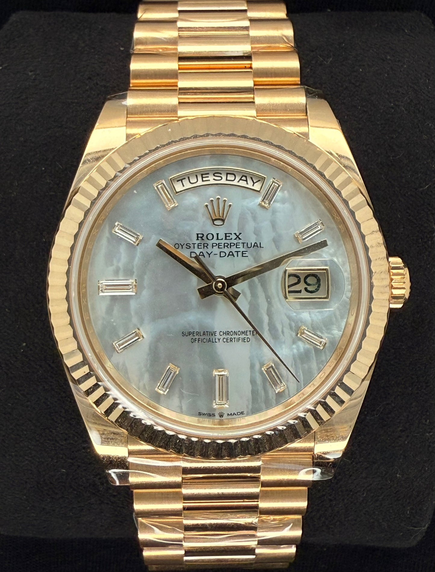Rolex Day-Date 40 Yellow Gold Mother of Pearl ‘MOP’ Baguette Diamond Dial 228238 front