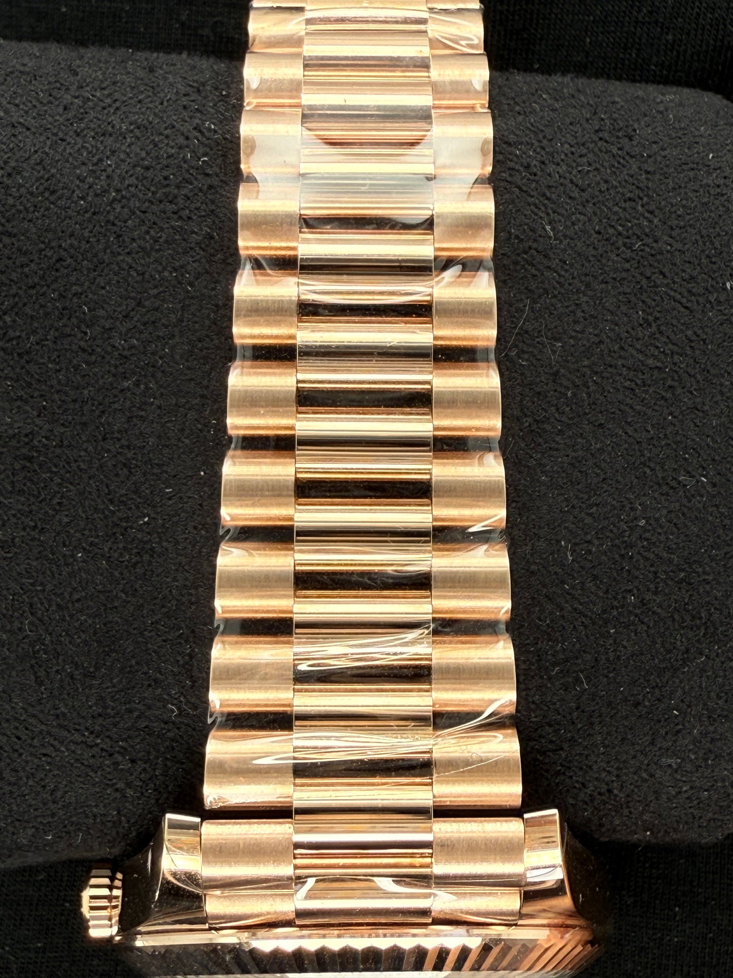 Rolex Day-Date 40 Everose Gold Chocolate Motif Brown Dial 228235 bracelet