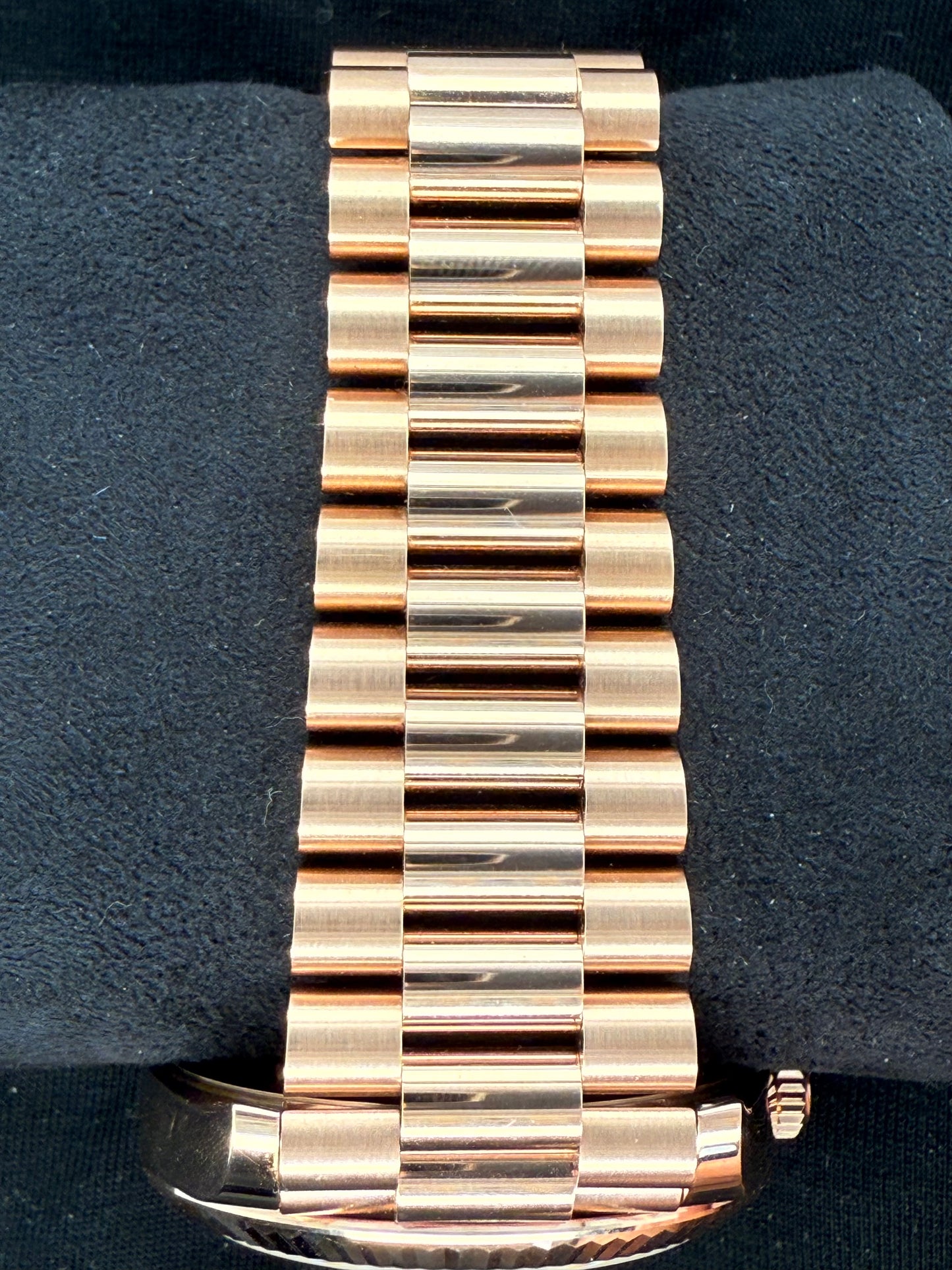 Rolex Day-Date 40 Everose Gold Chocolate Baguette Diamond Dial 228235 bracelet 2