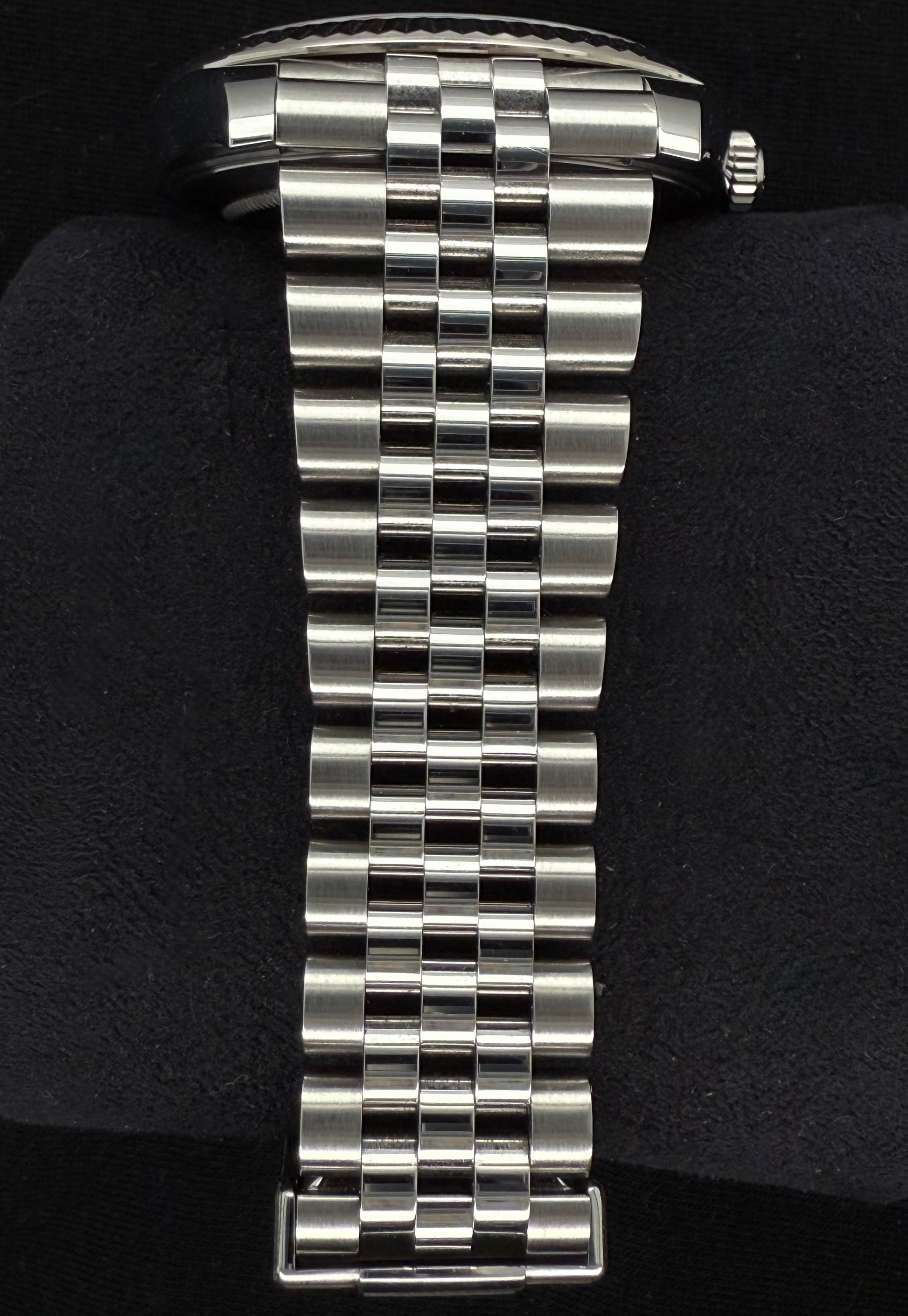 Rolex Datejust 41 Wimbledon Dial Fluted Bezel Jubilee Stainless Steel 126334 bracelet 2