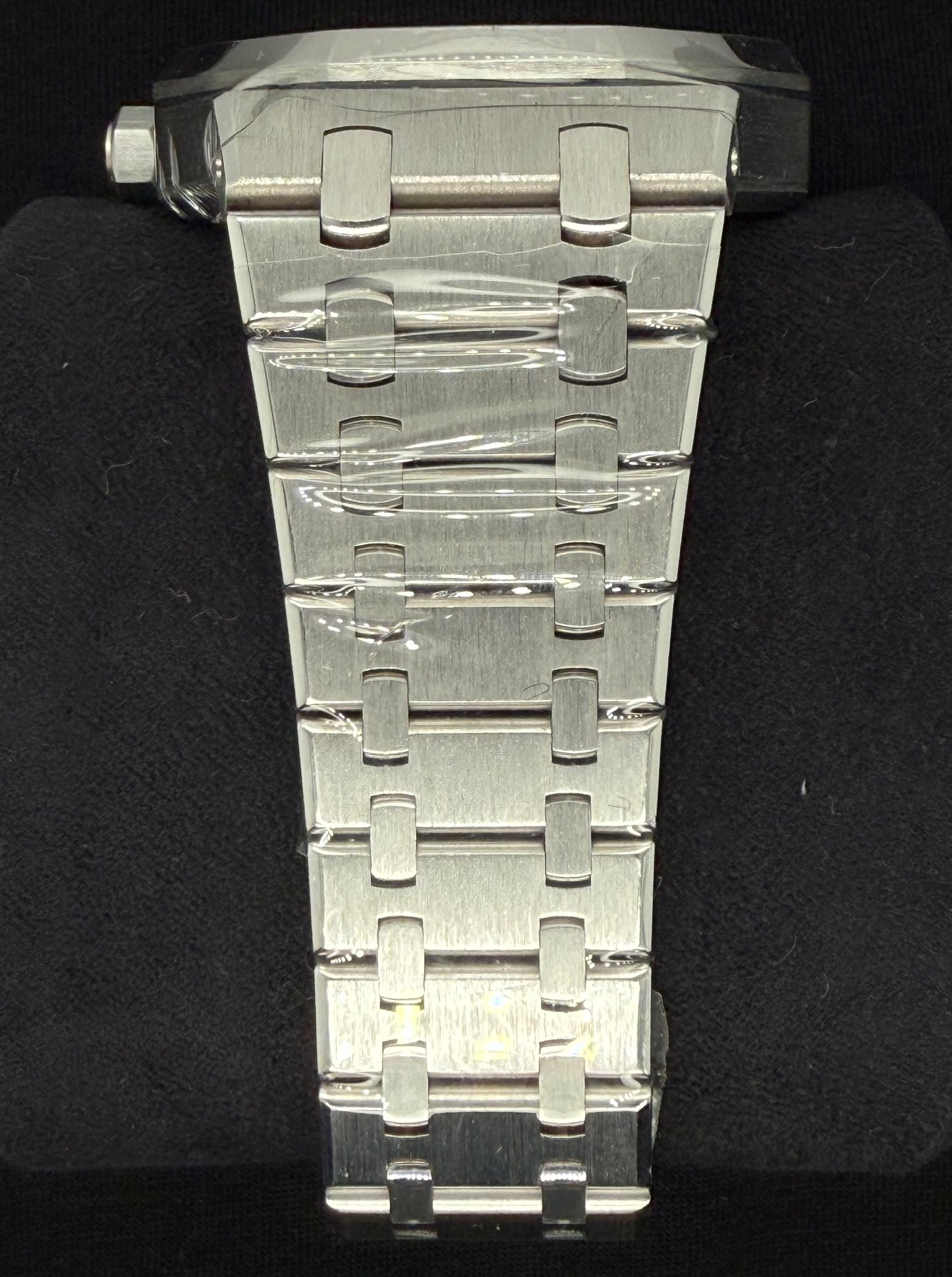 Audemars Piguet Royal Oak 18KT White Gold Blue Dial Limited Edition 1/300 15503BC | 2021 | 41mm
