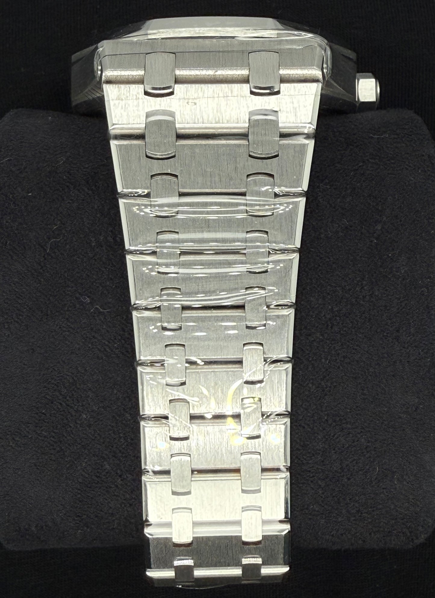 Audemars Piguet Royal Oak 18KT White Gold Blue Dial Limited Edition 1/300 15503BC | 2021 | 41mm