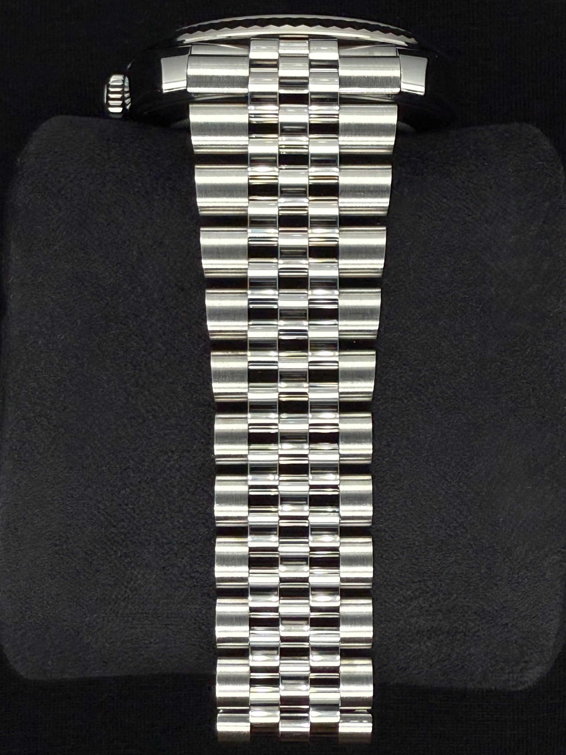 Rolex Datejust 41 Blue ‘Sticks’ Dial Fluted Bezel Jubilee Stainless Steel 126334 bracelet