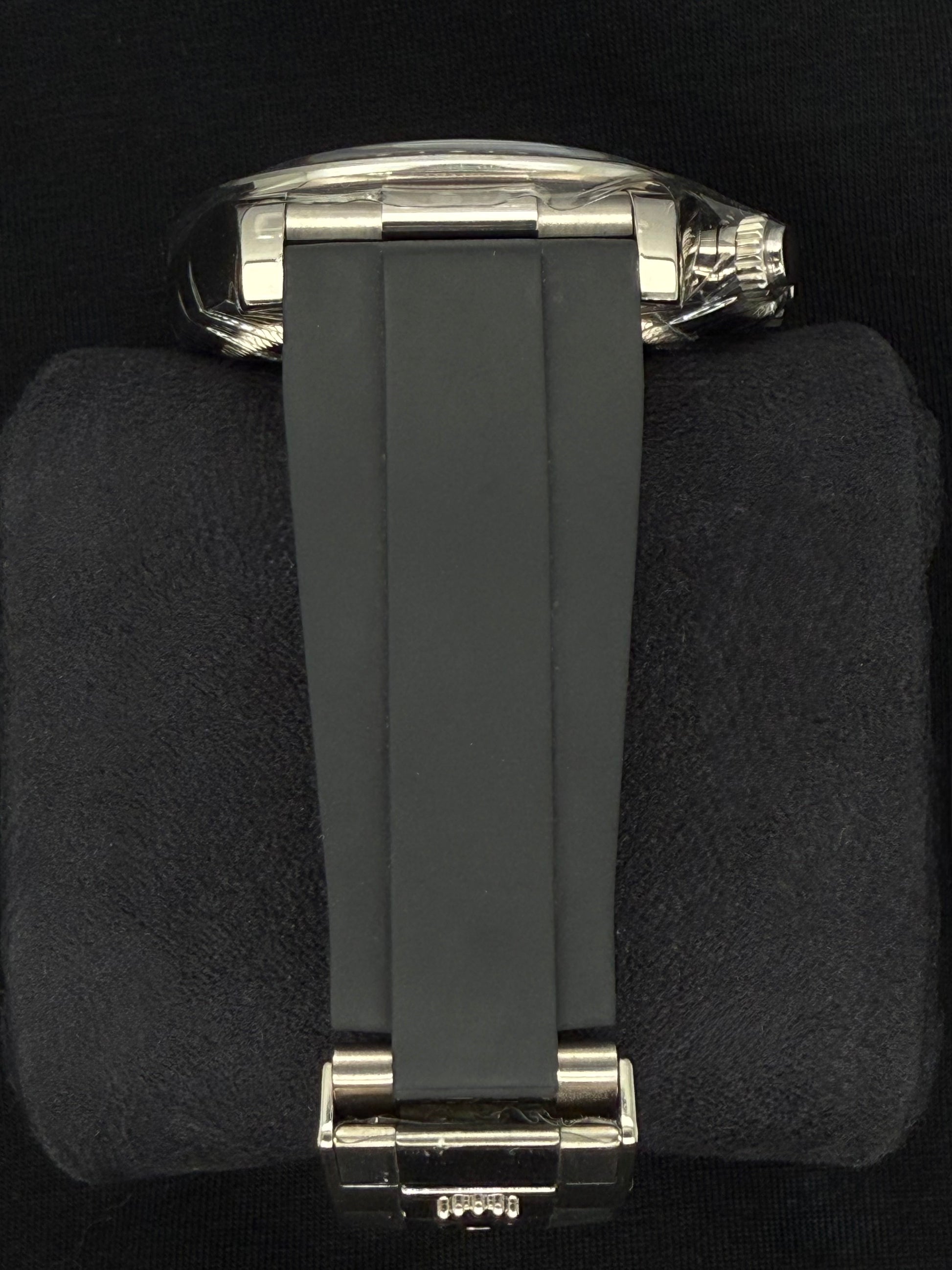 Rolex Cosmograph Daytona Ghost Oysterflex 126519LN strap