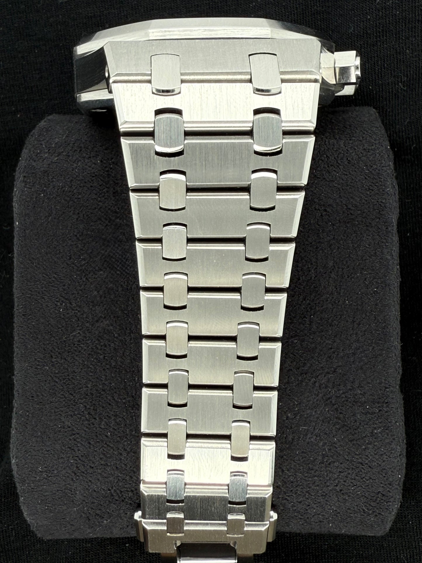 Audemars Piguet Royal Oak Chronograph Steel Black Dial 26320ST.OO.1220ST.01 Bracelet