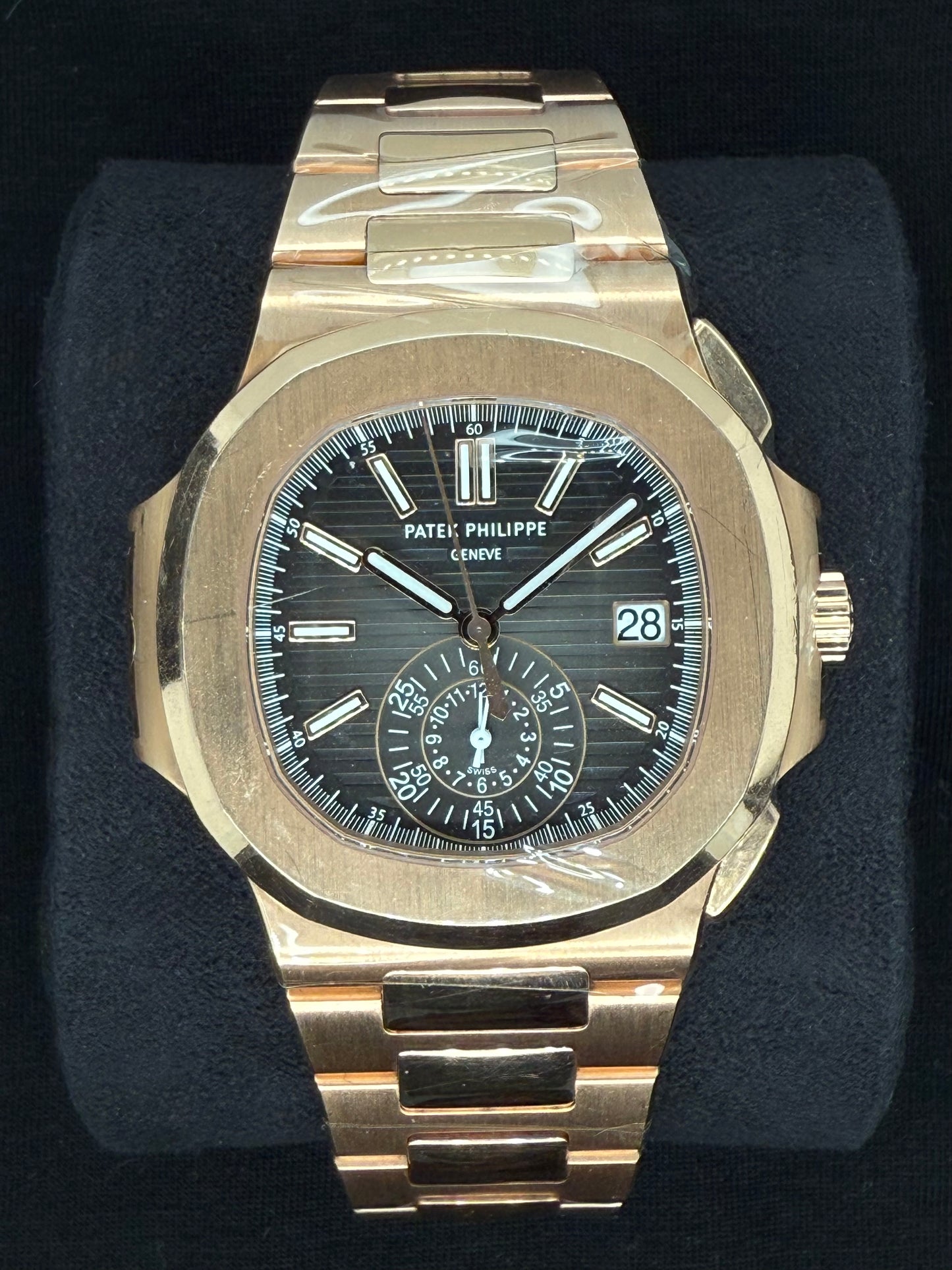 Patek Philippe Nautilus Grey Dial 18ct Rose Gold 5980/1R-001