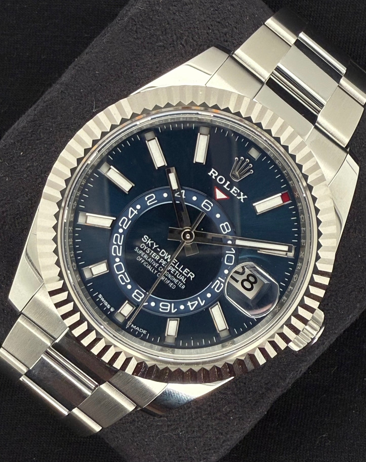 Rolex Sky-Dweller Blue Dial Oystersteel 336934 Front right