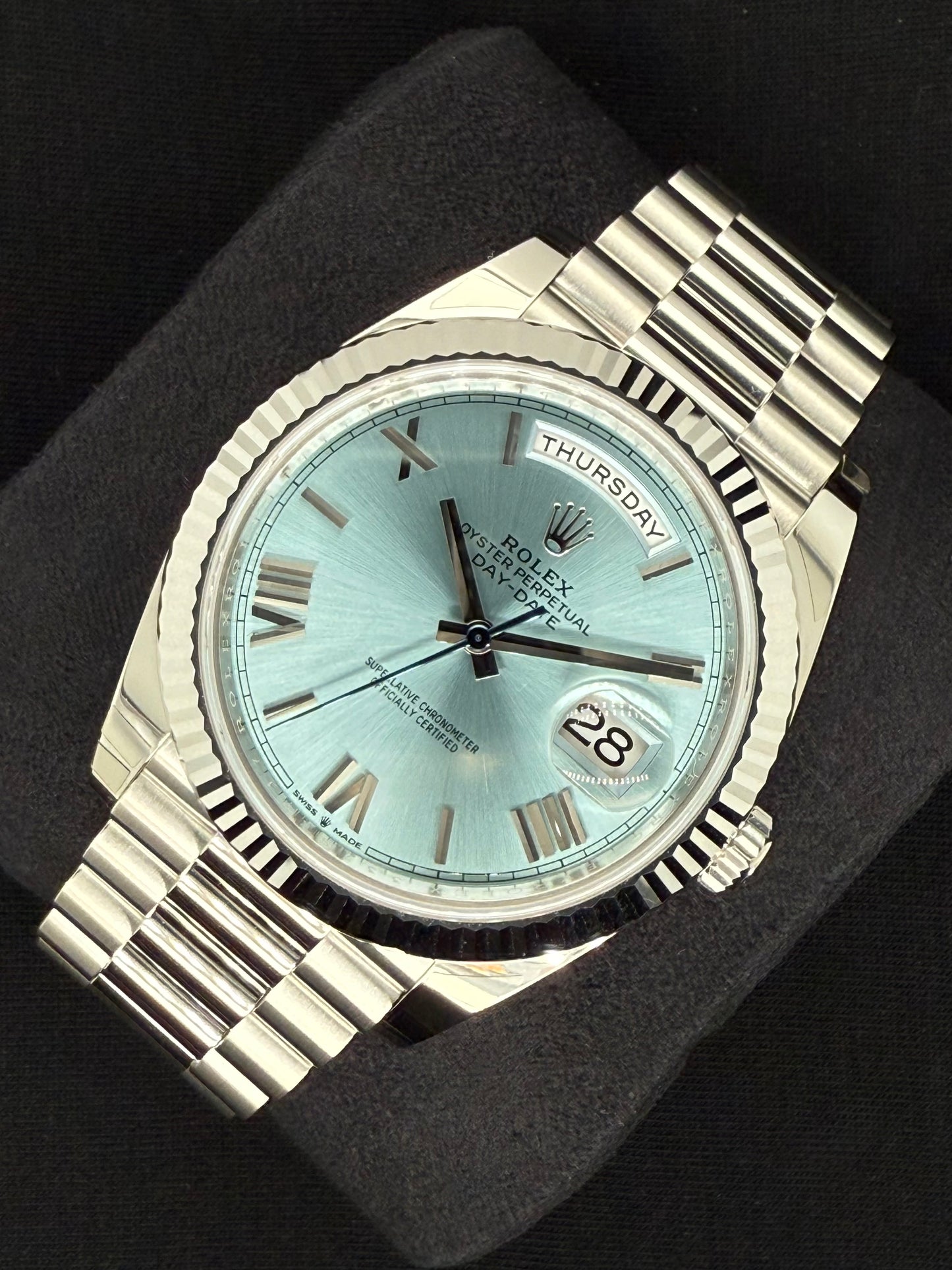 Rolex Day-Date 40 Platinum Ice Blue Roman Dial 228236 right