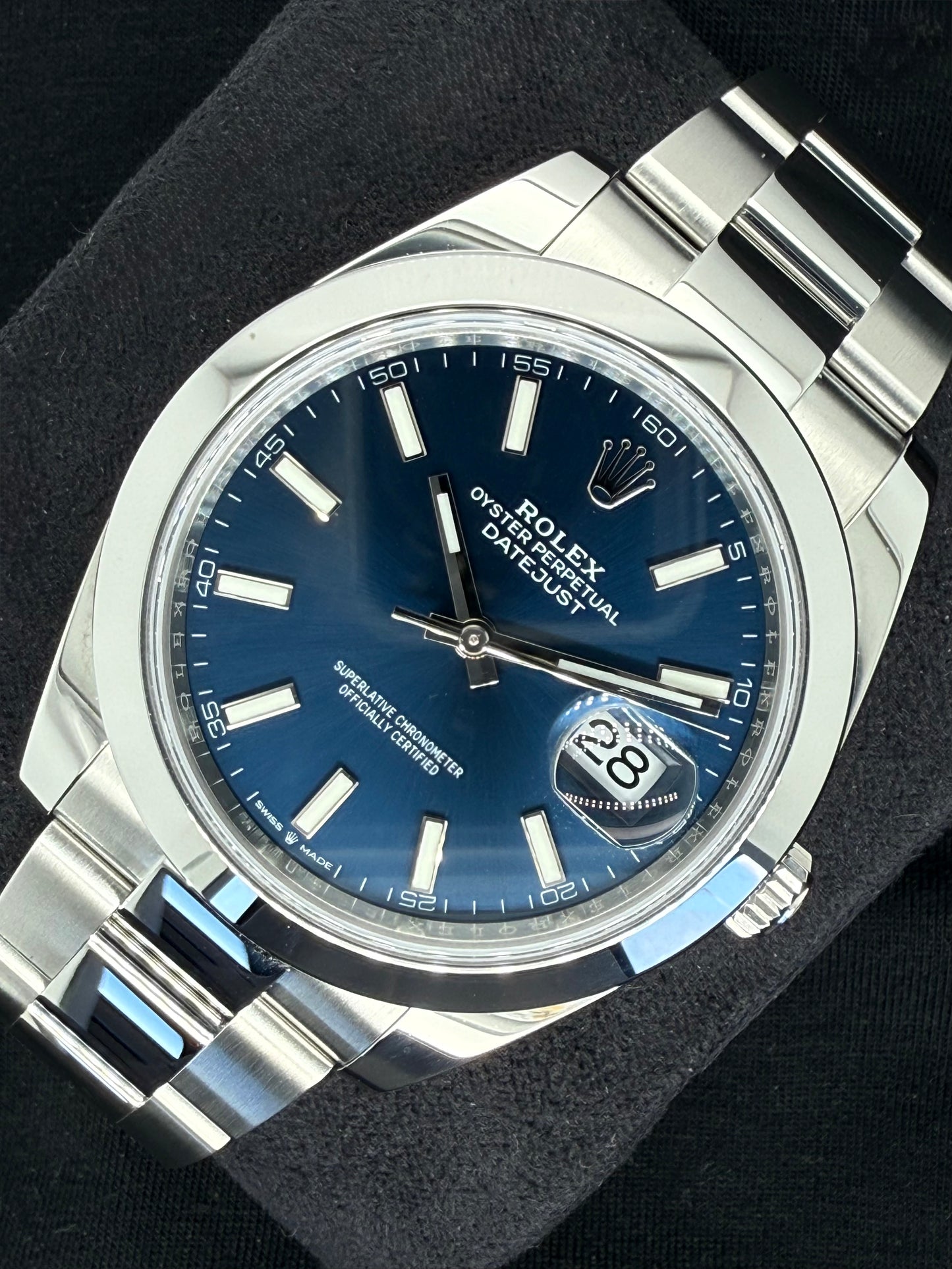 Rolex Datejust 41 Blue 'Sticks' Smooth Bezel Oystersteel 126300 Front right