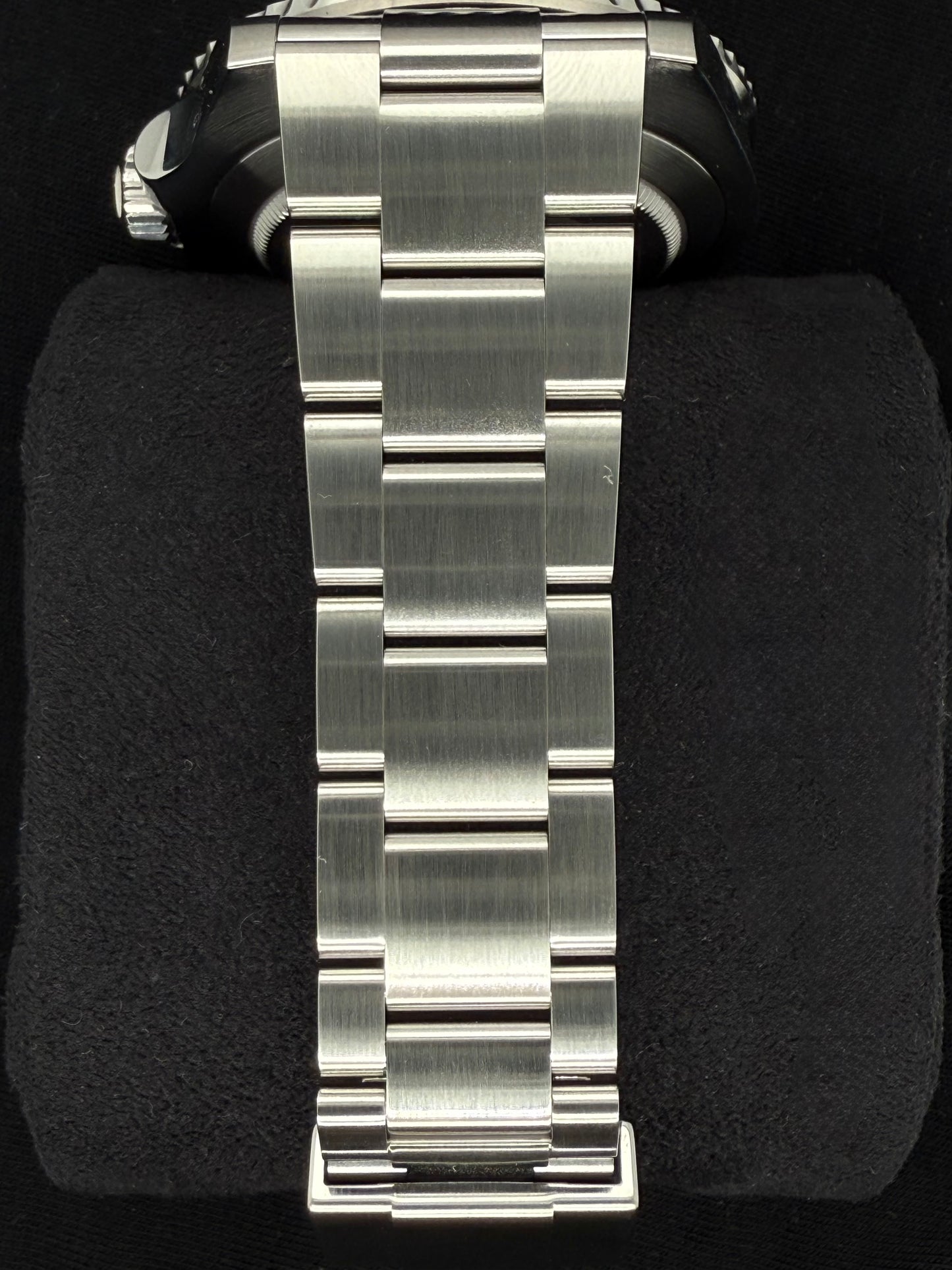 Rolex Submariner (No Date) Stainless Steel Black Dial 124060 bracelet 2
