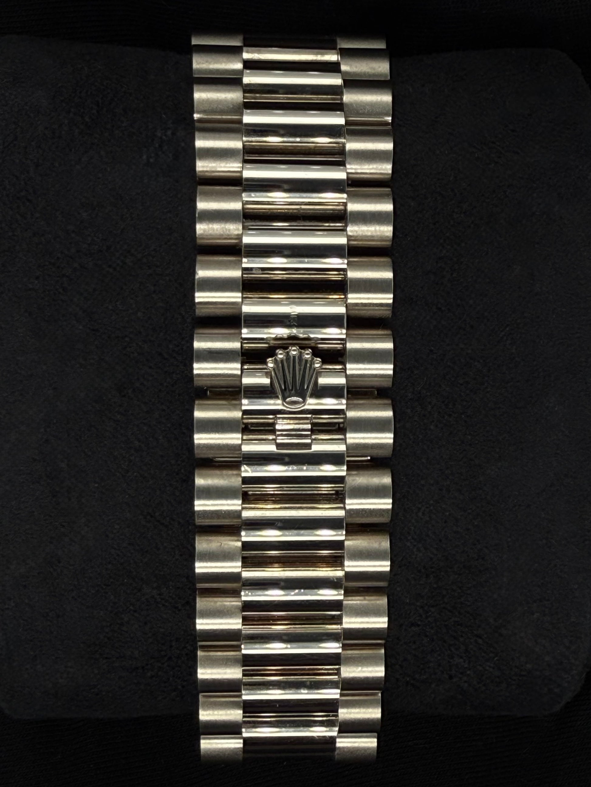 Rolex Day-Date 40 White Gold with Factory Set Diamond Pavé Dial with Baguette Diamonds and Sapphires and Diamond-Set Bezel 228349RBR clasp