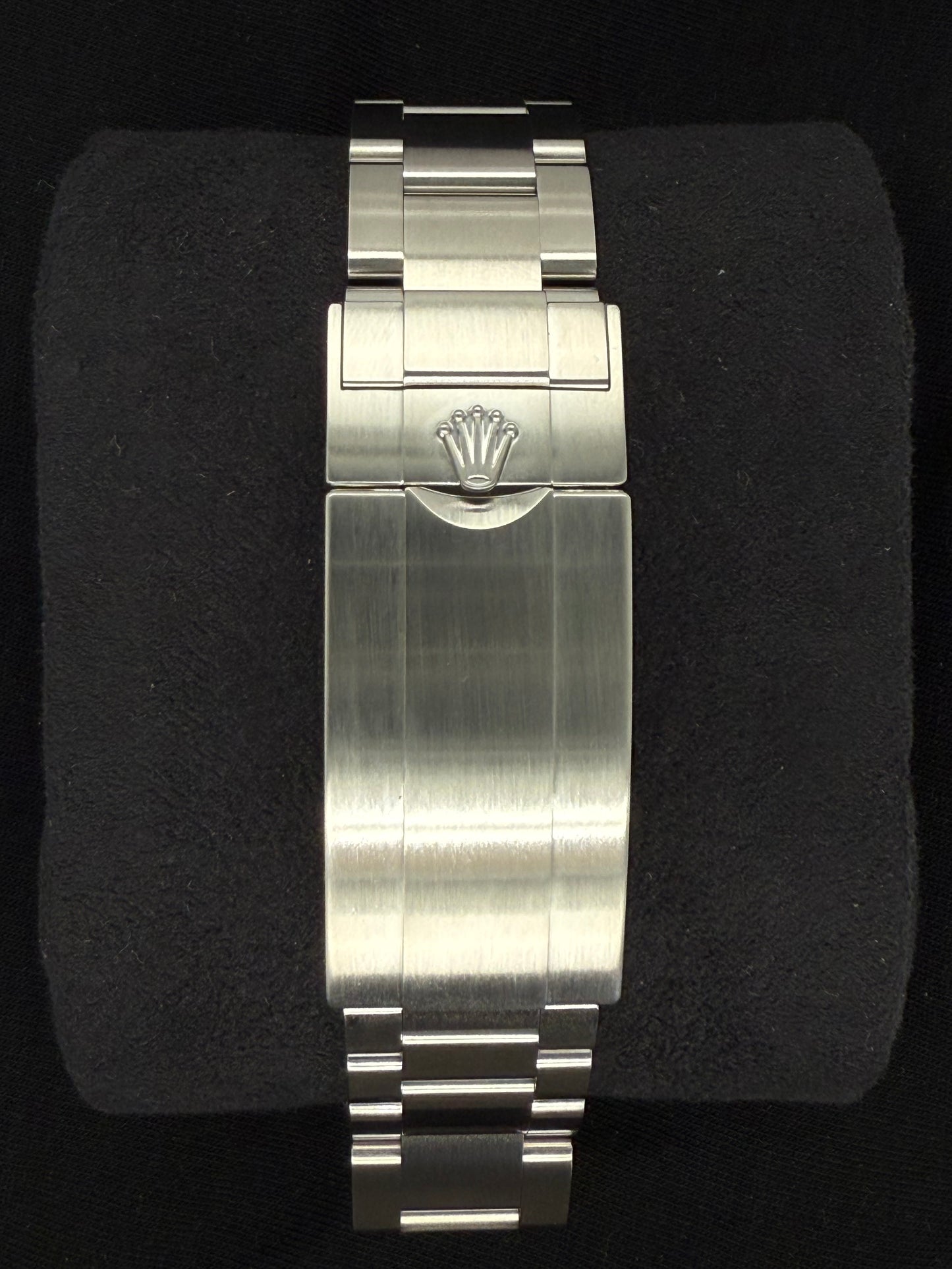 Rolex Submariner (No Date) Stainless Steel Black Dial 124060 clasp