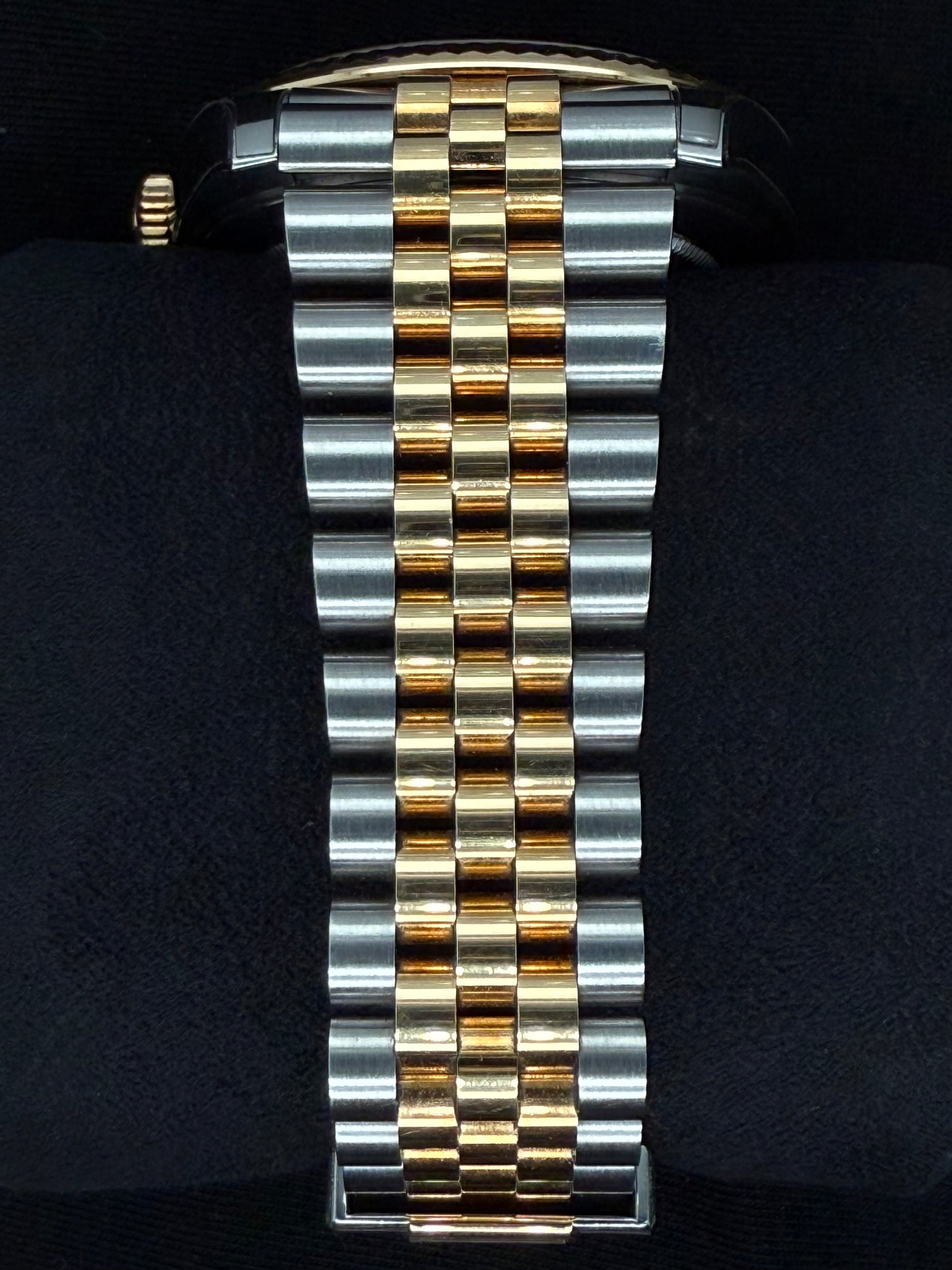 Rolex Datejust 41 Two Tone Yellow Gold Wimbledon Dial 126333 bracelet