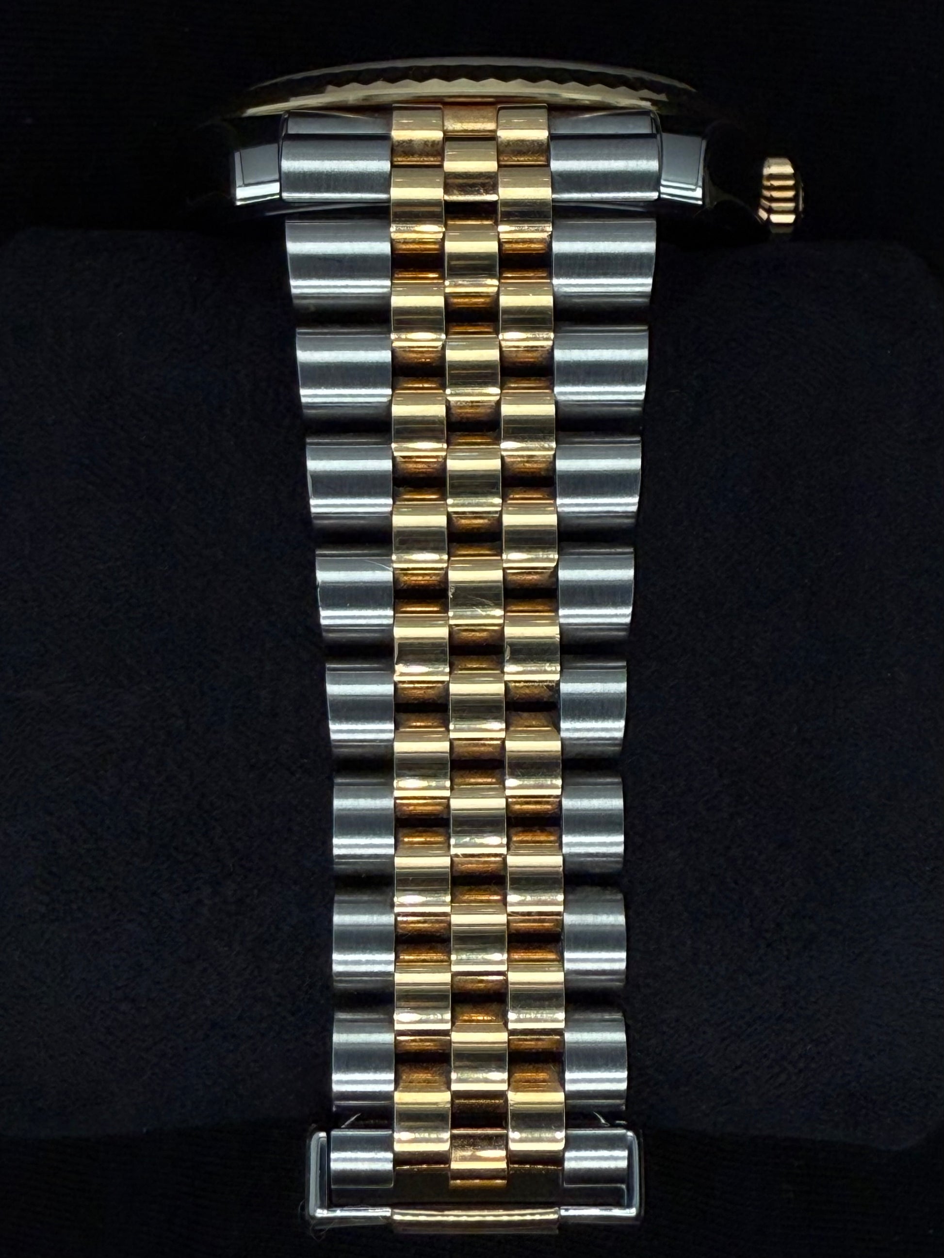 Rolex Datejust 41 Two Tone Yellow Gold Wimbledon Dial 126333 bracelet 2